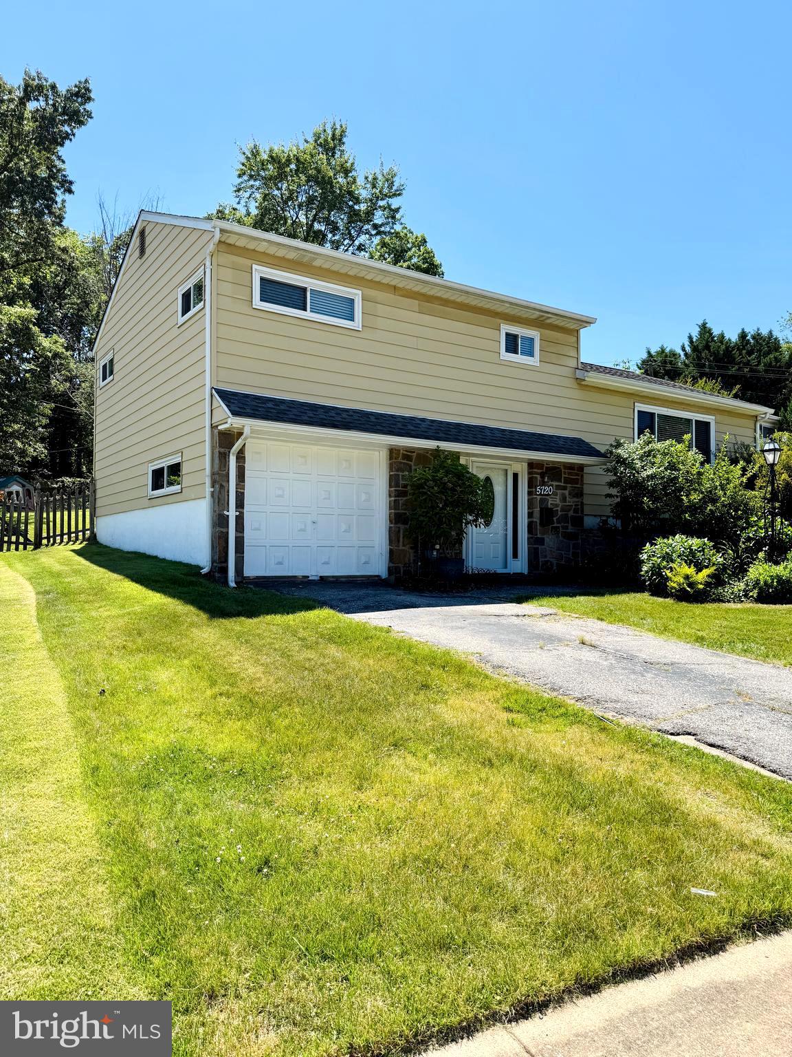 WYNNEWOOD - Residential