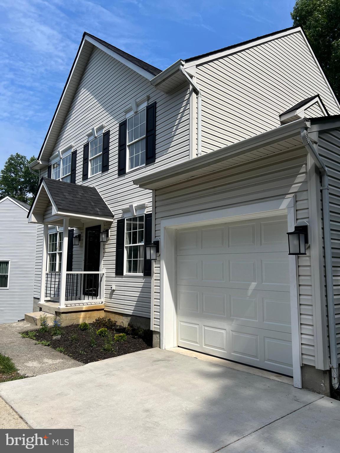 ASHTON WOODS - Residential