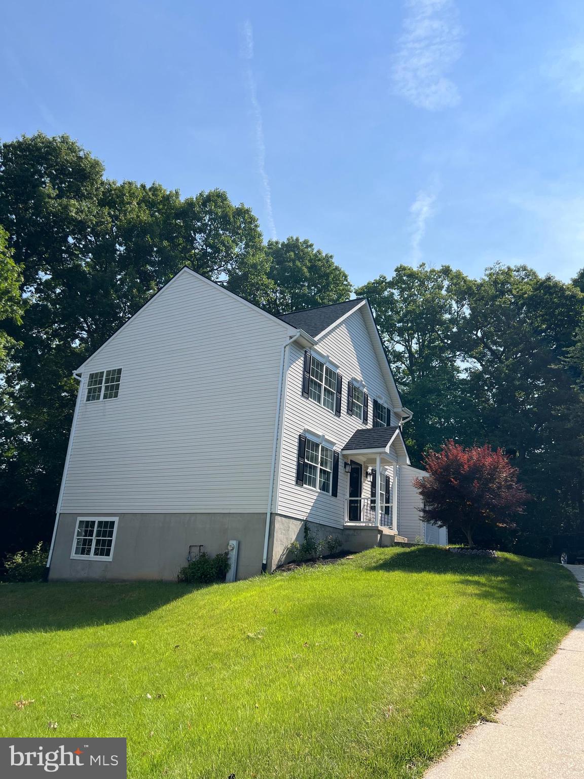 ASHTON WOODS - Residential