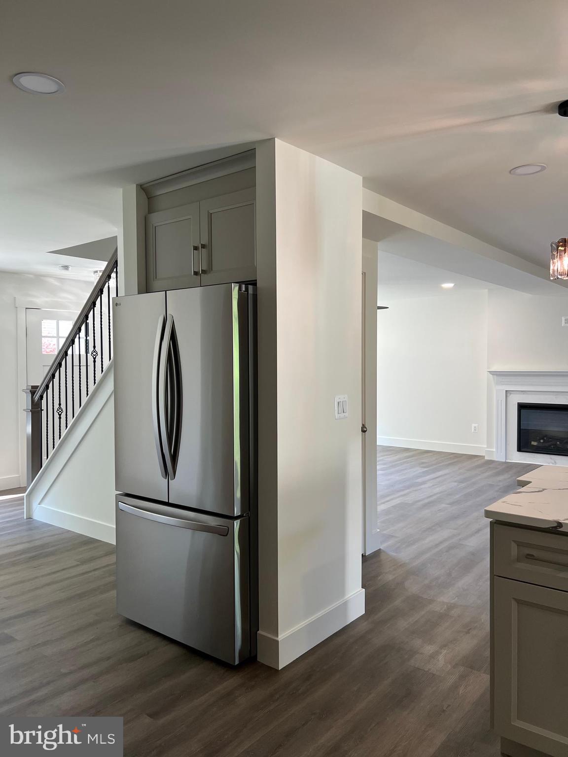 ASHTON WOODS - Residential