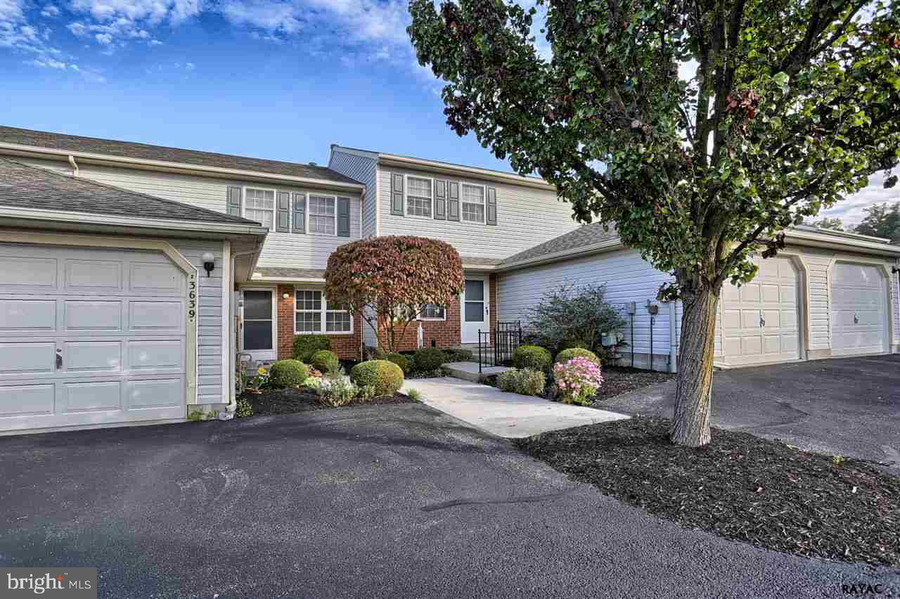 SPRINGETTS VILLAGE - Residential