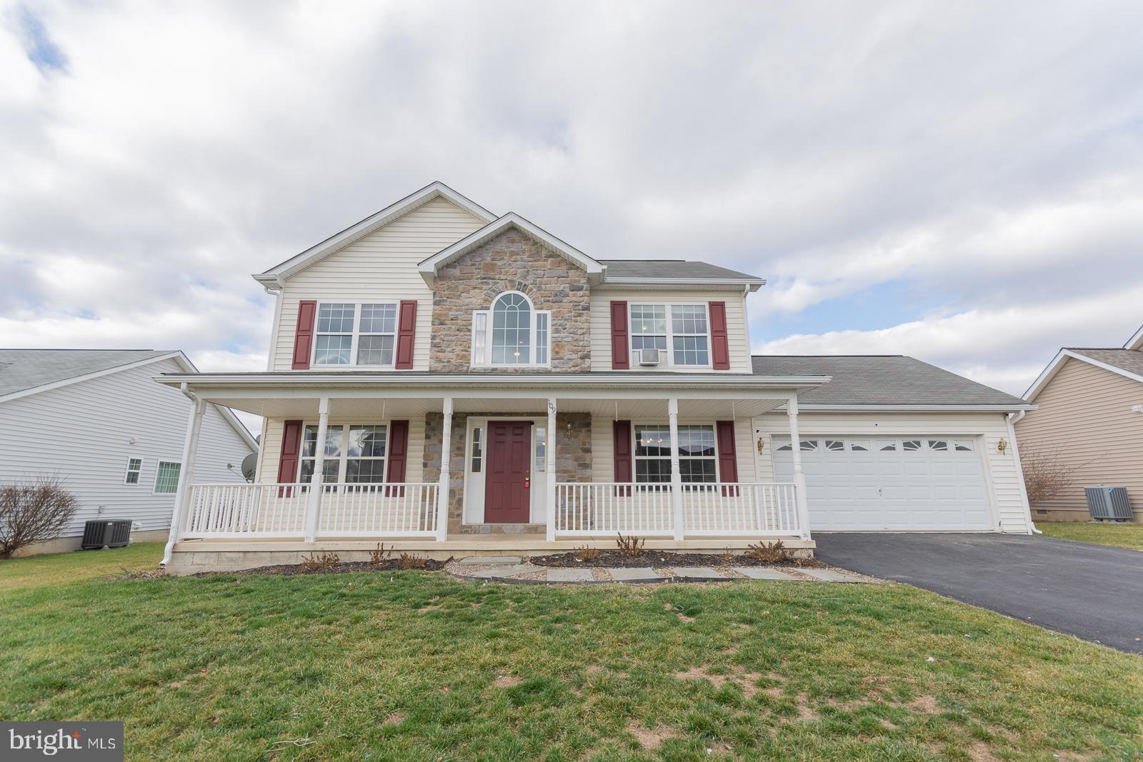 SPRING HILL - Residential