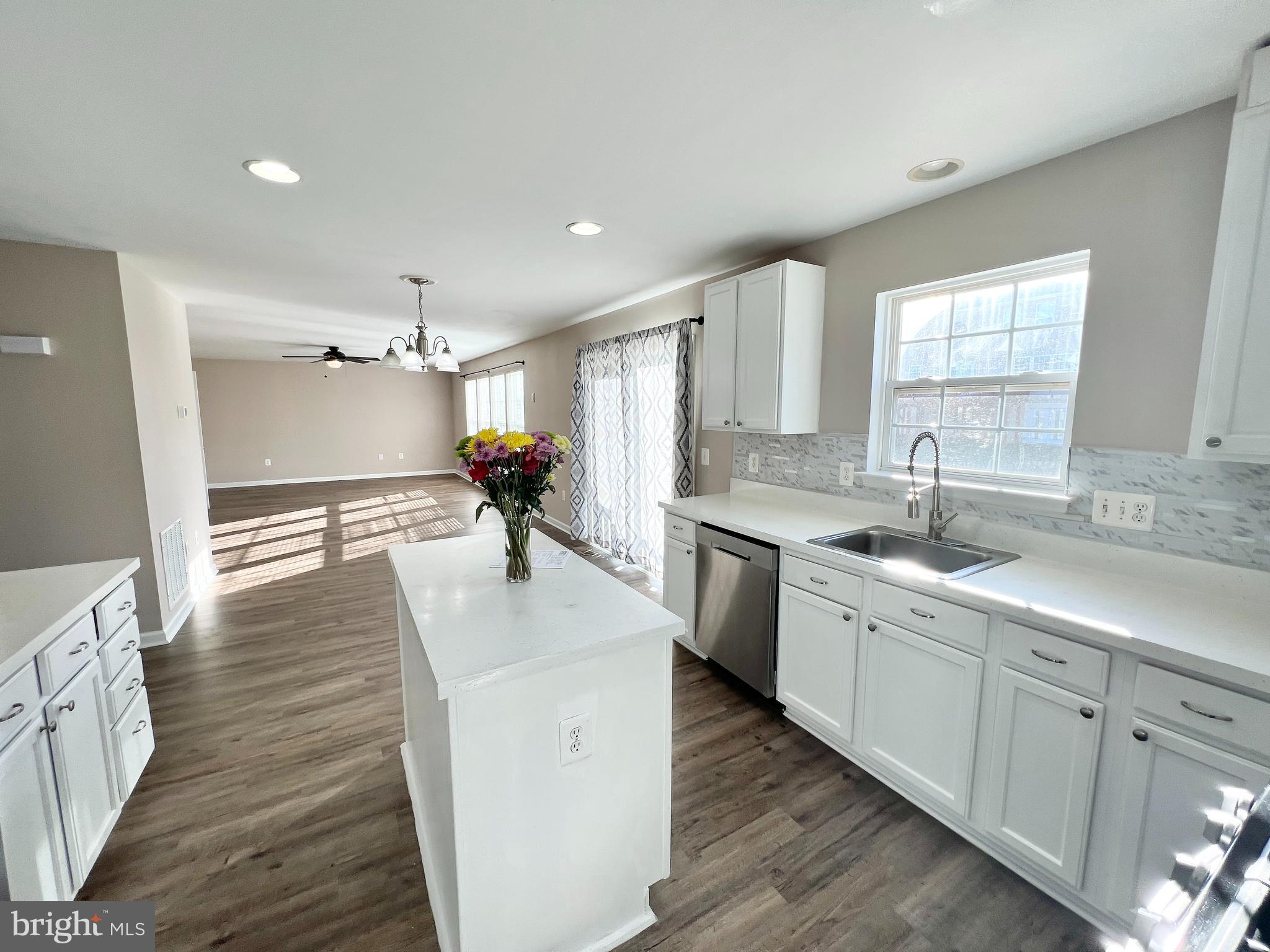 THE FALLS AT LEE'S PARKE - Residential