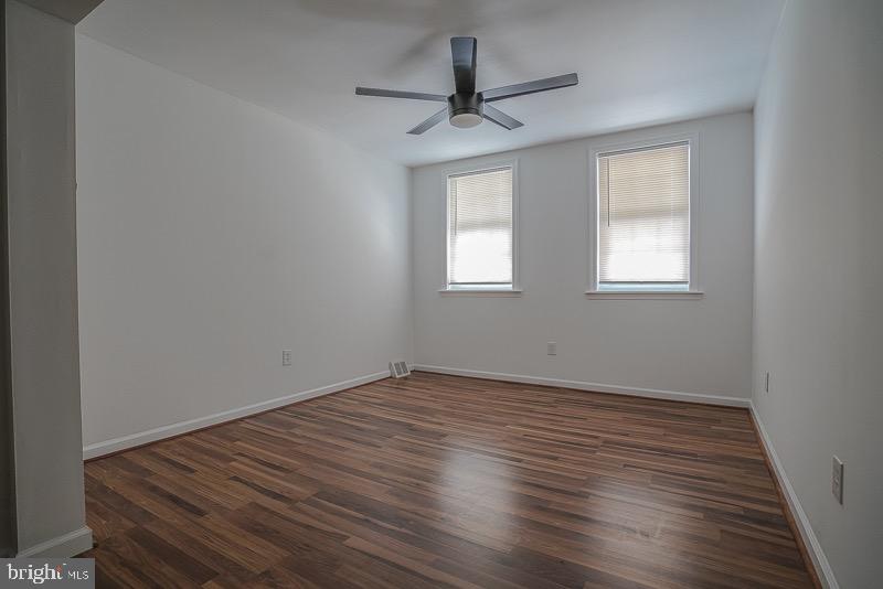 PORT RICHMOND - Residential