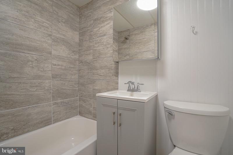PORT RICHMOND - Residential