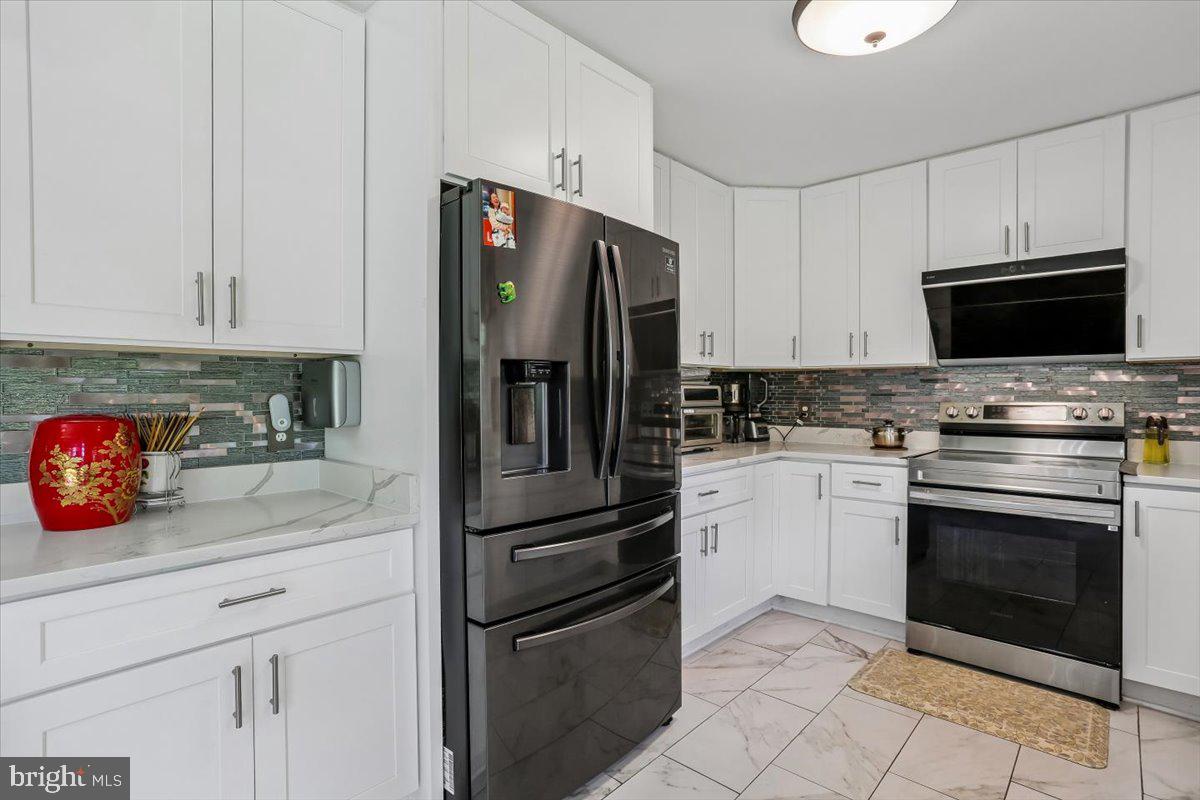 GLEN HILLS - Residential