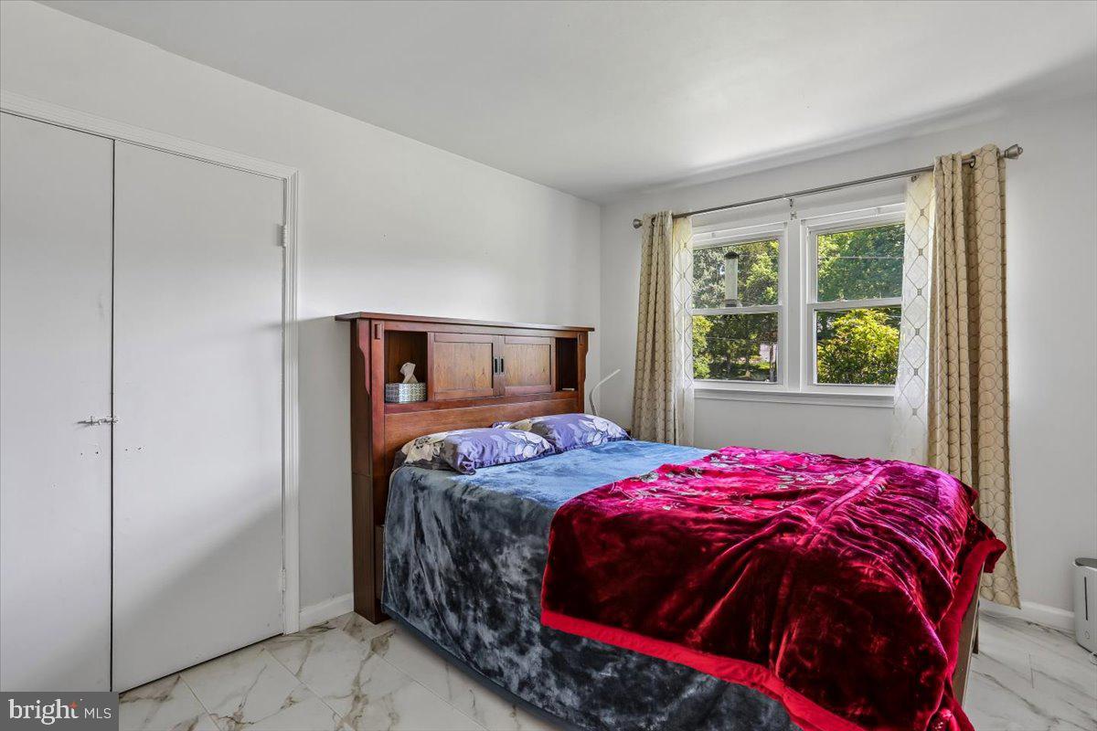 GLEN HILLS - Residential