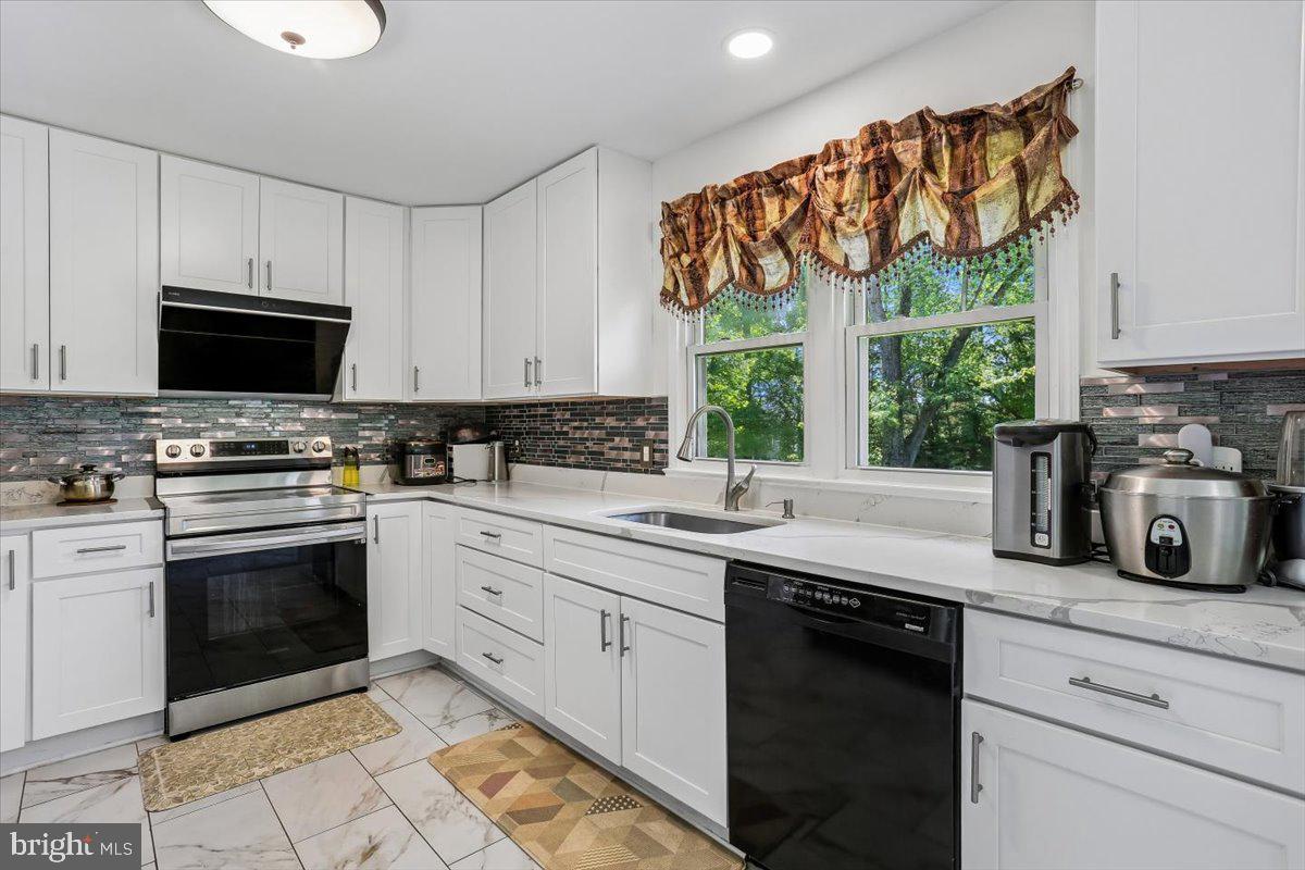 GLEN HILLS - Residential