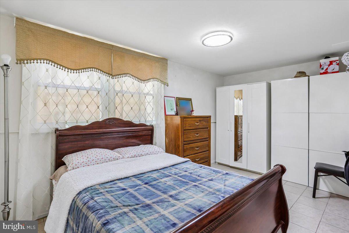 GLEN HILLS - Residential