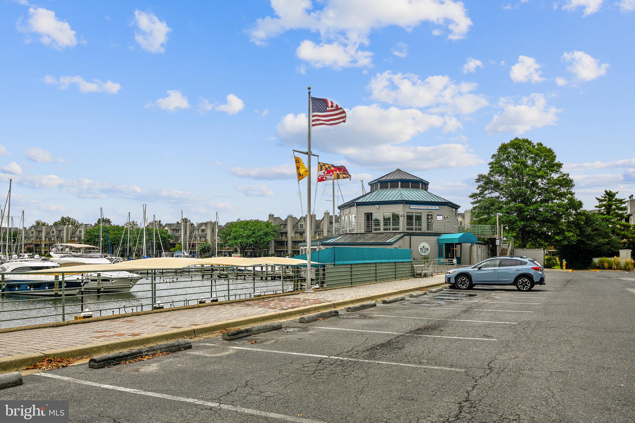 CHESAPEAKE HARBOUR - Residential