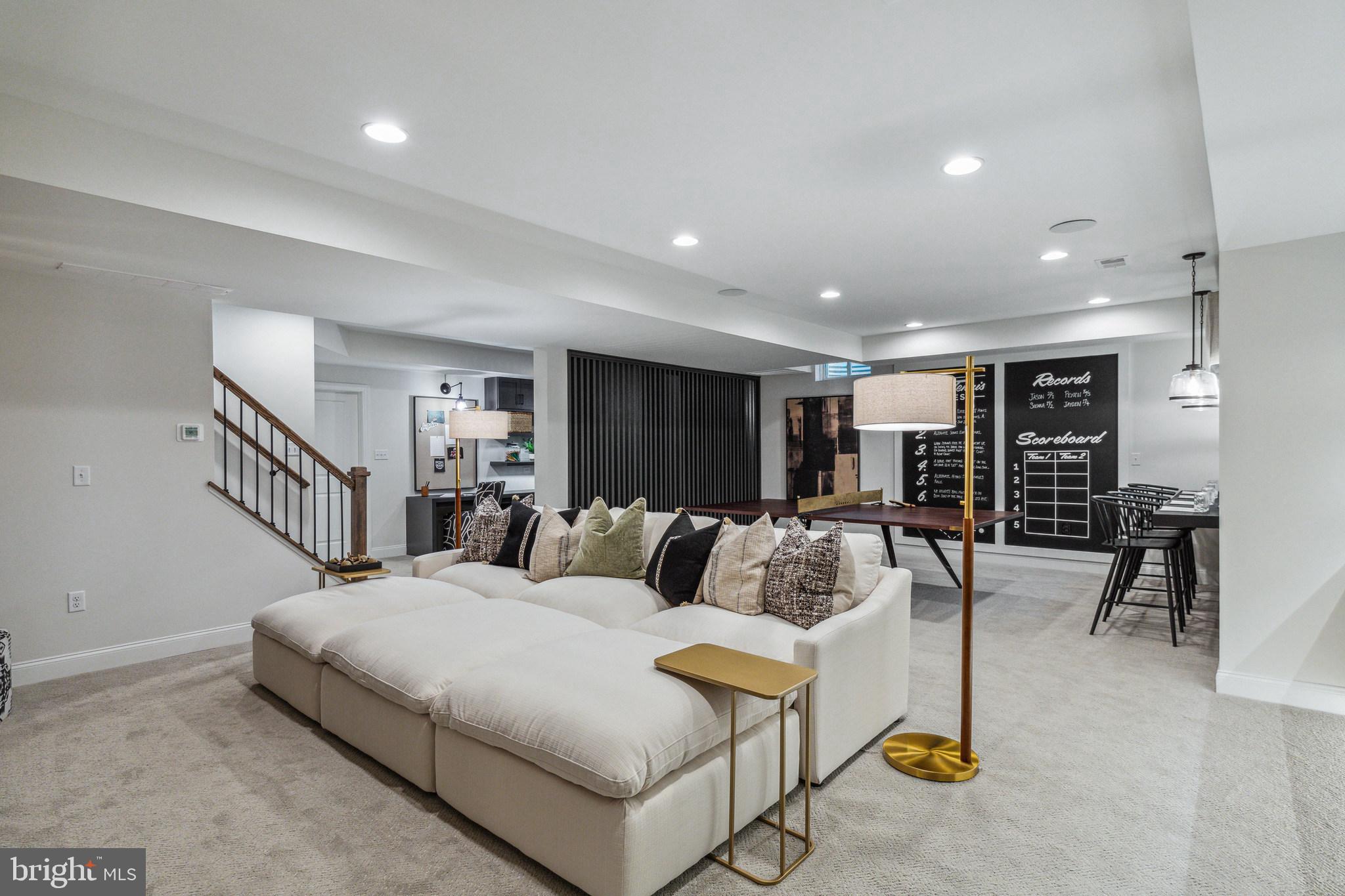 MAPLE RIDGE ESTATES - Residential