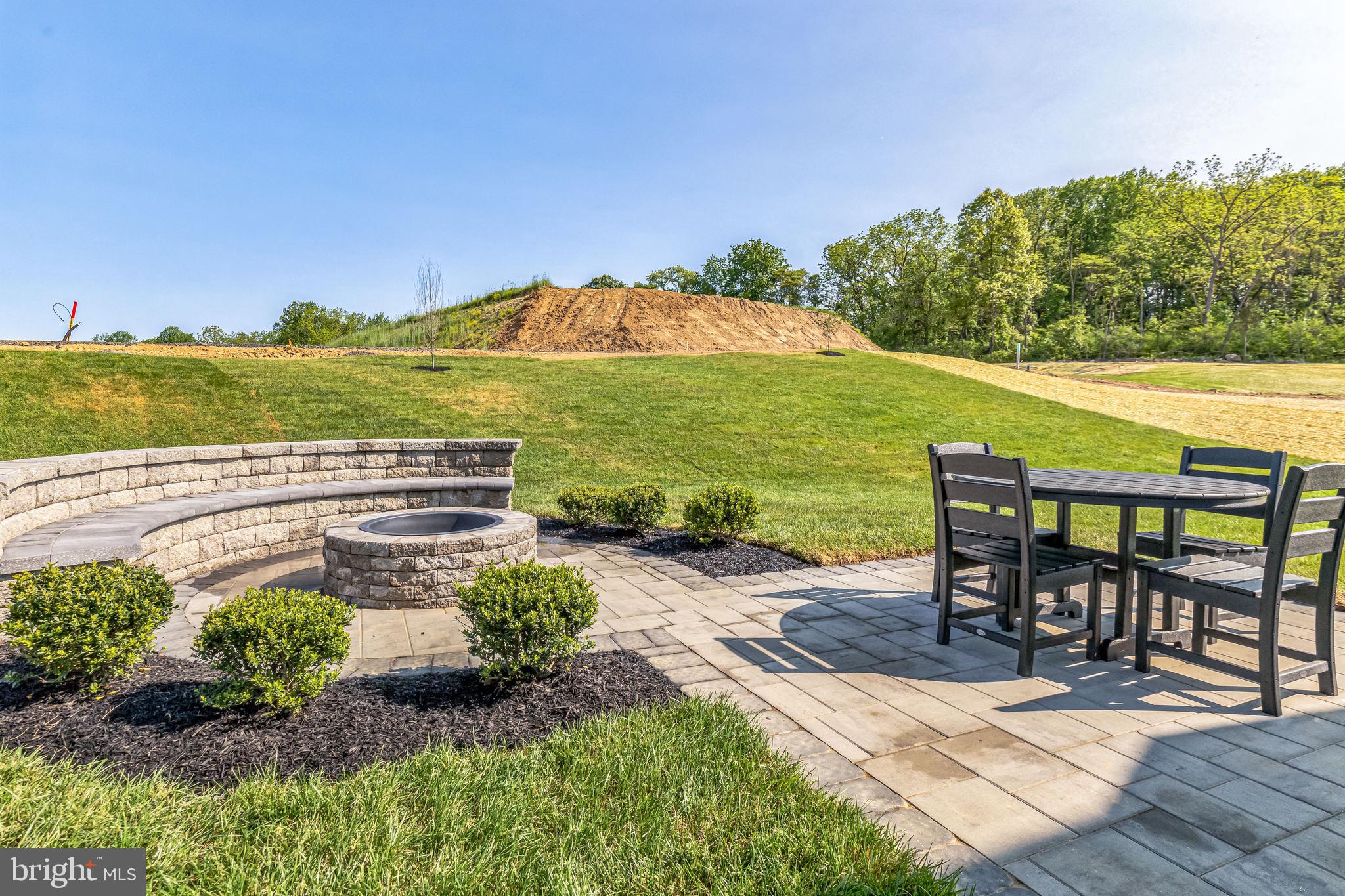 MAPLE RIDGE ESTATES - Residential