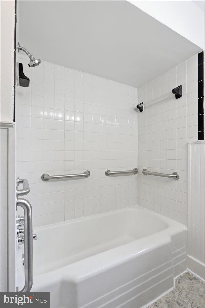 MARLOW - Residential