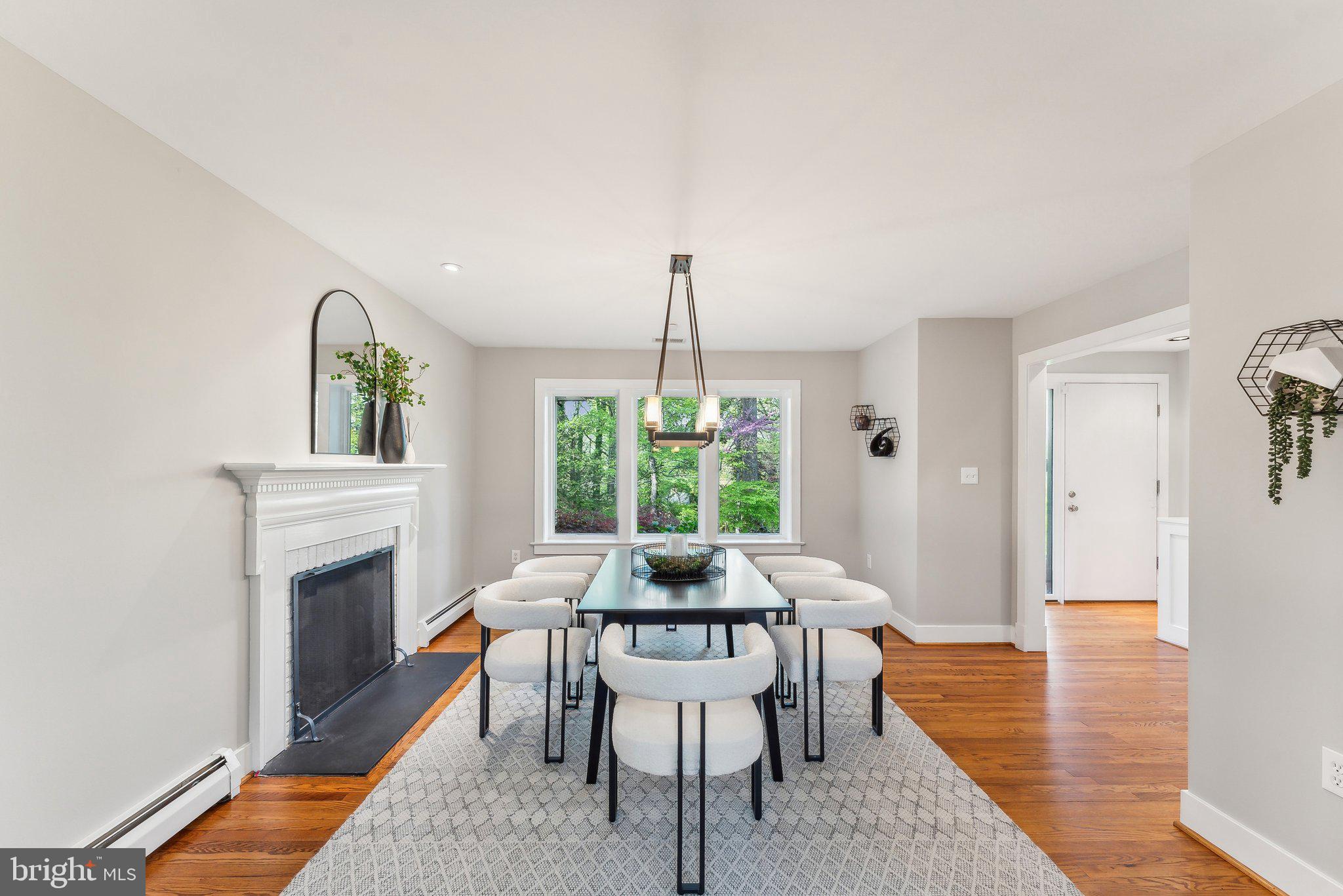 BREEZEWOOD - Residential