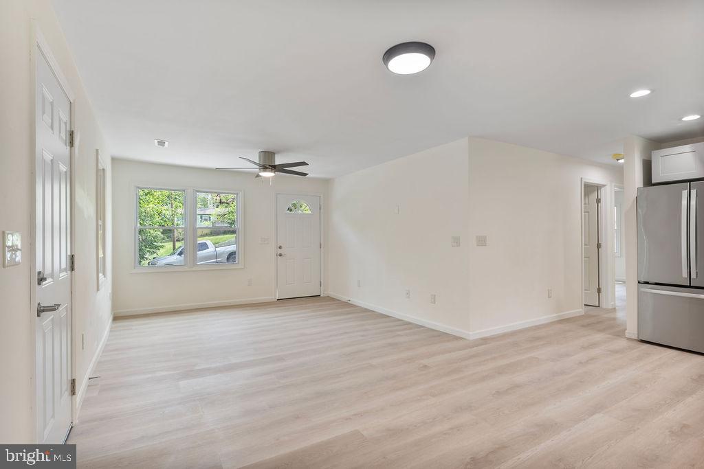 CRESTVIEW - Residential