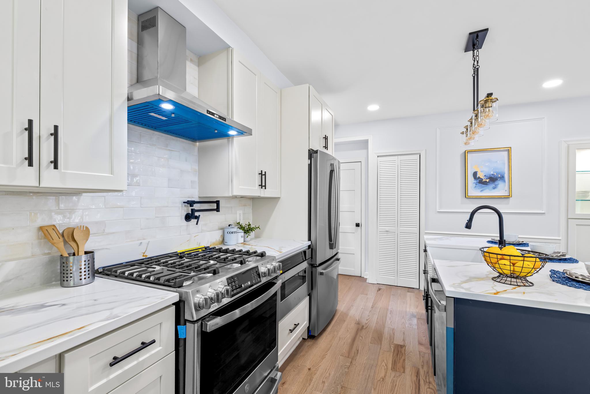 RADNOR WINSTON - Residential
