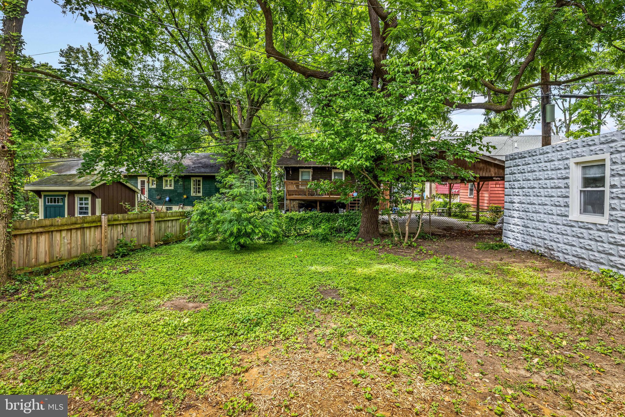 RADNOR WINSTON - Residential
