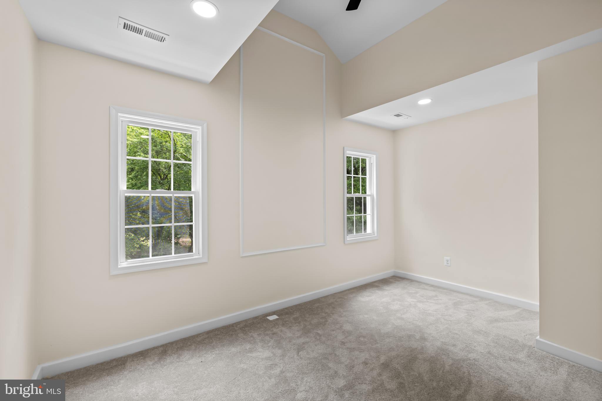RADNOR WINSTON - Residential
