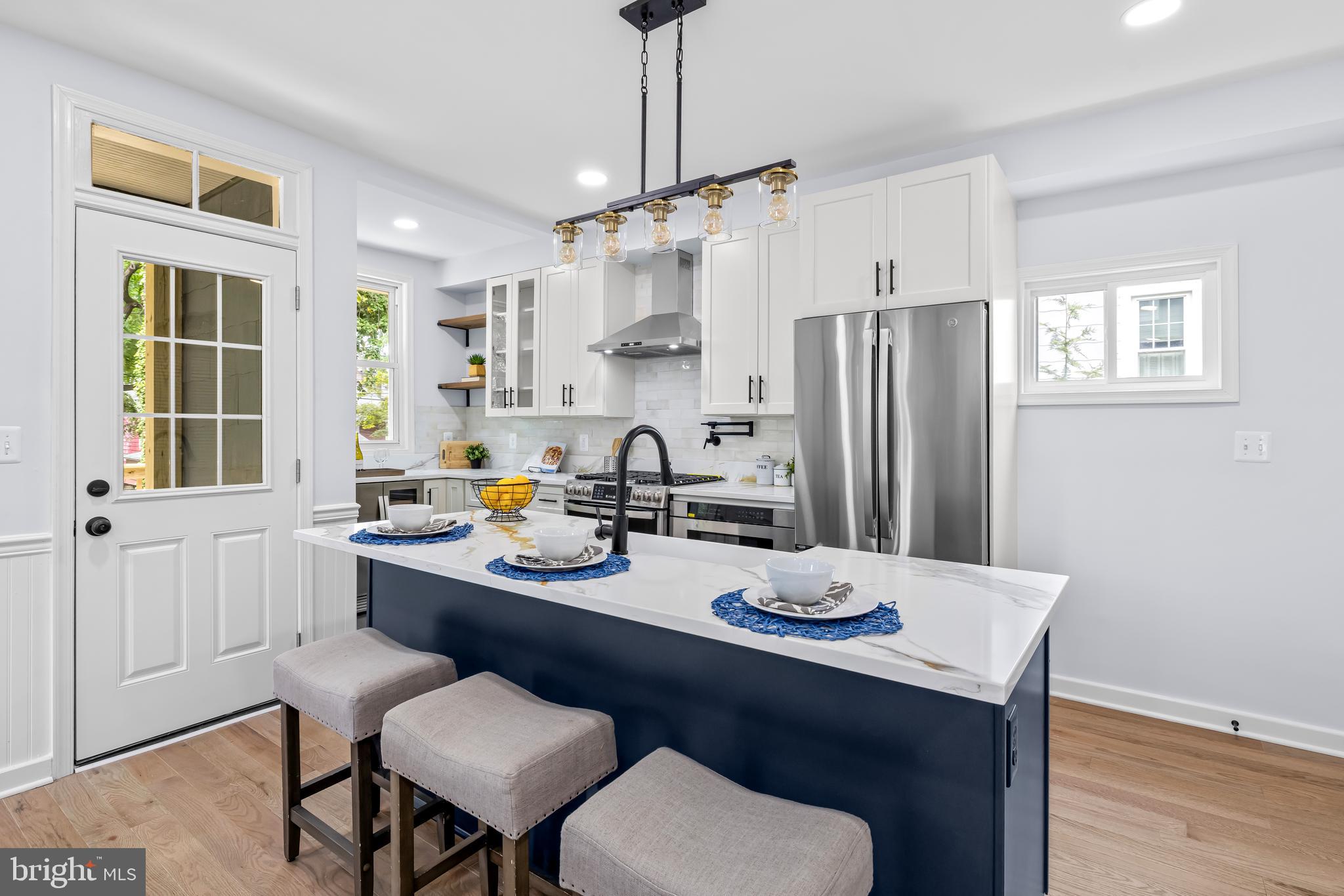 RADNOR WINSTON - Residential