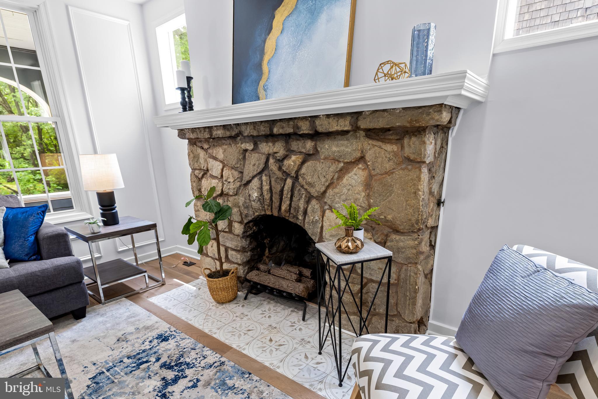 RADNOR WINSTON - Residential