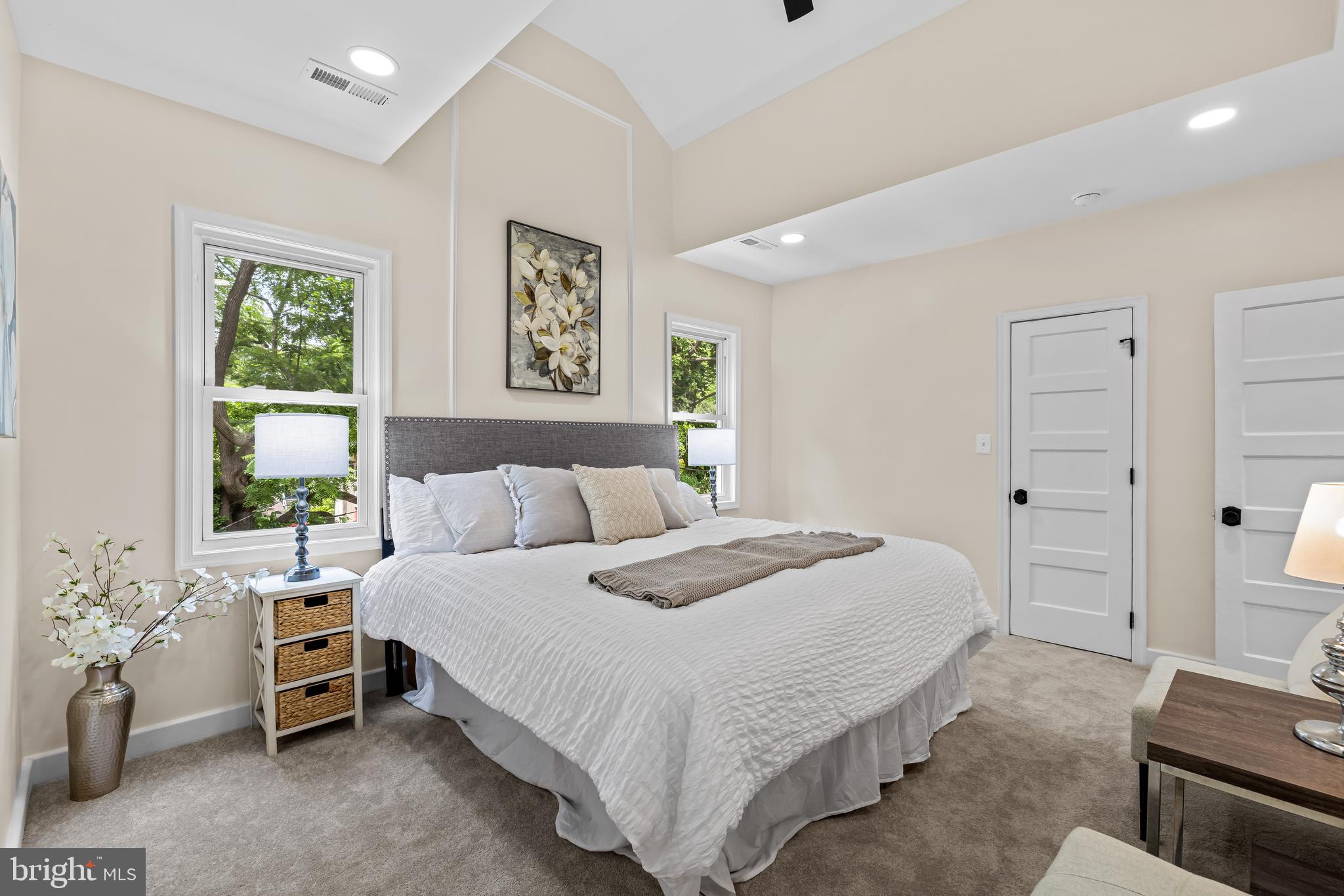 RADNOR WINSTON - Residential