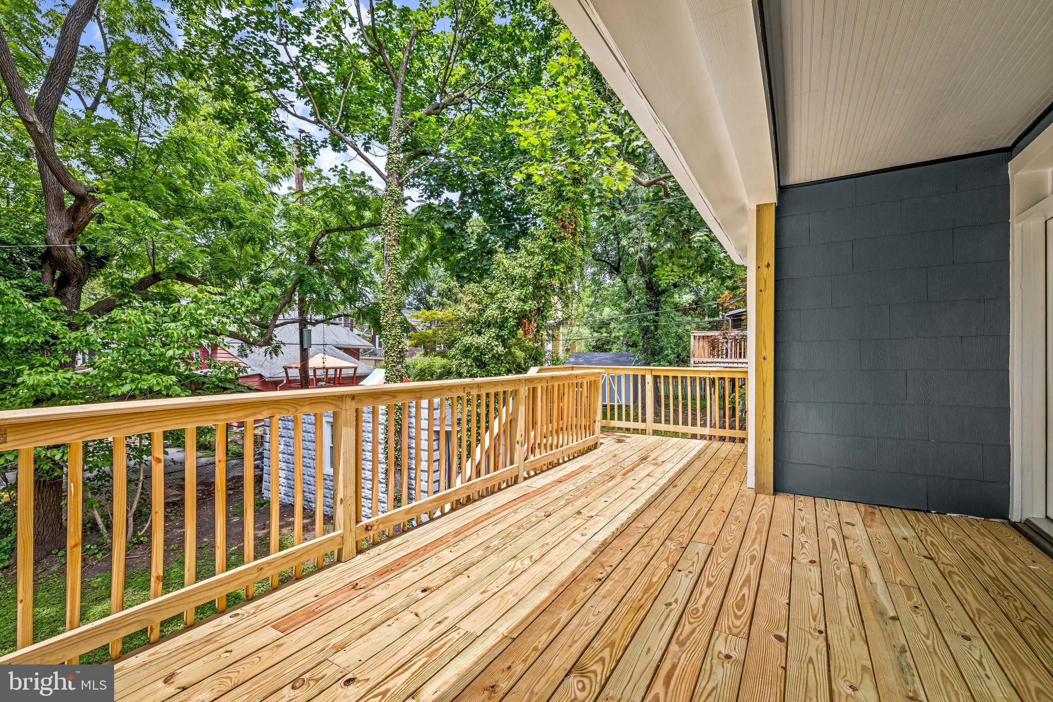 RADNOR WINSTON - Residential