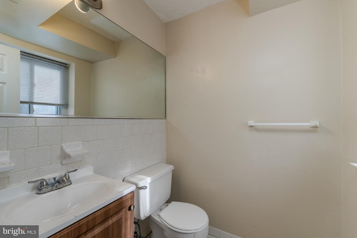 GARDENS AT OWINGS MILLS - Residential Lease