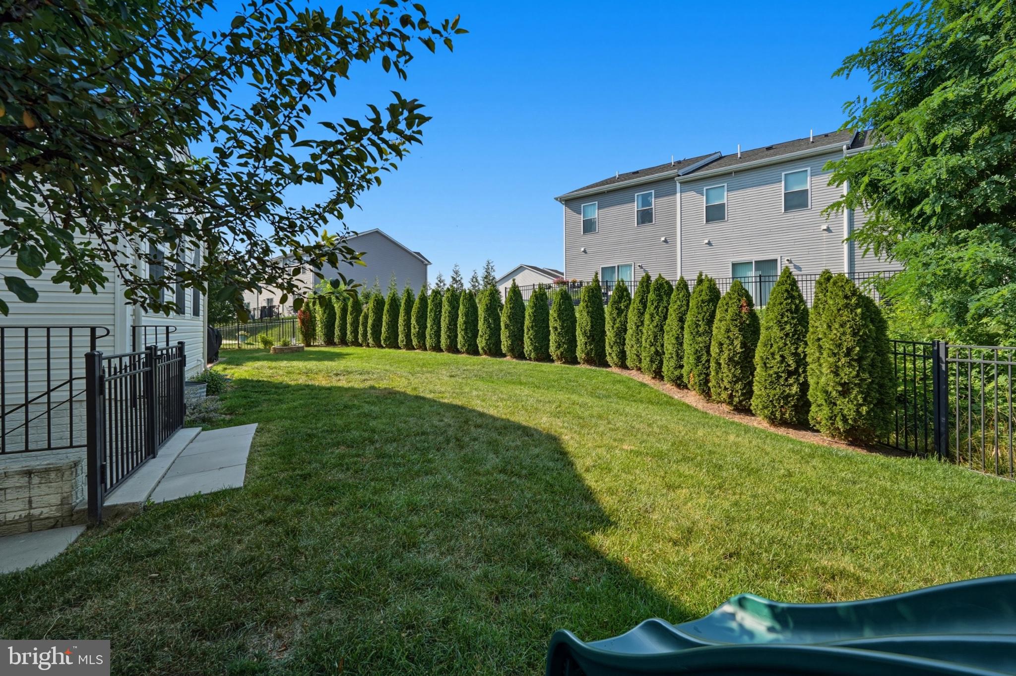 POTOMAC STATION - Residential