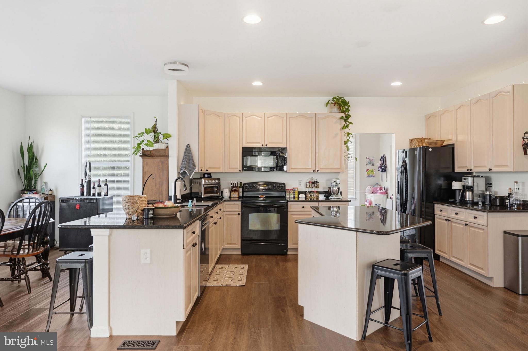 POTOMAC STATION - Residential
