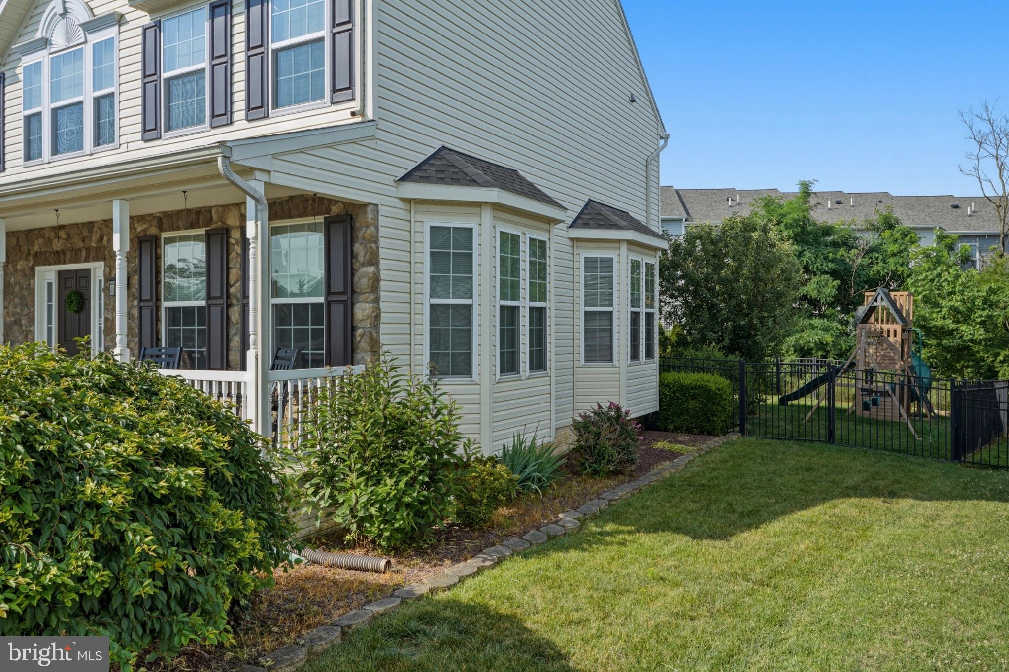 POTOMAC STATION - Residential