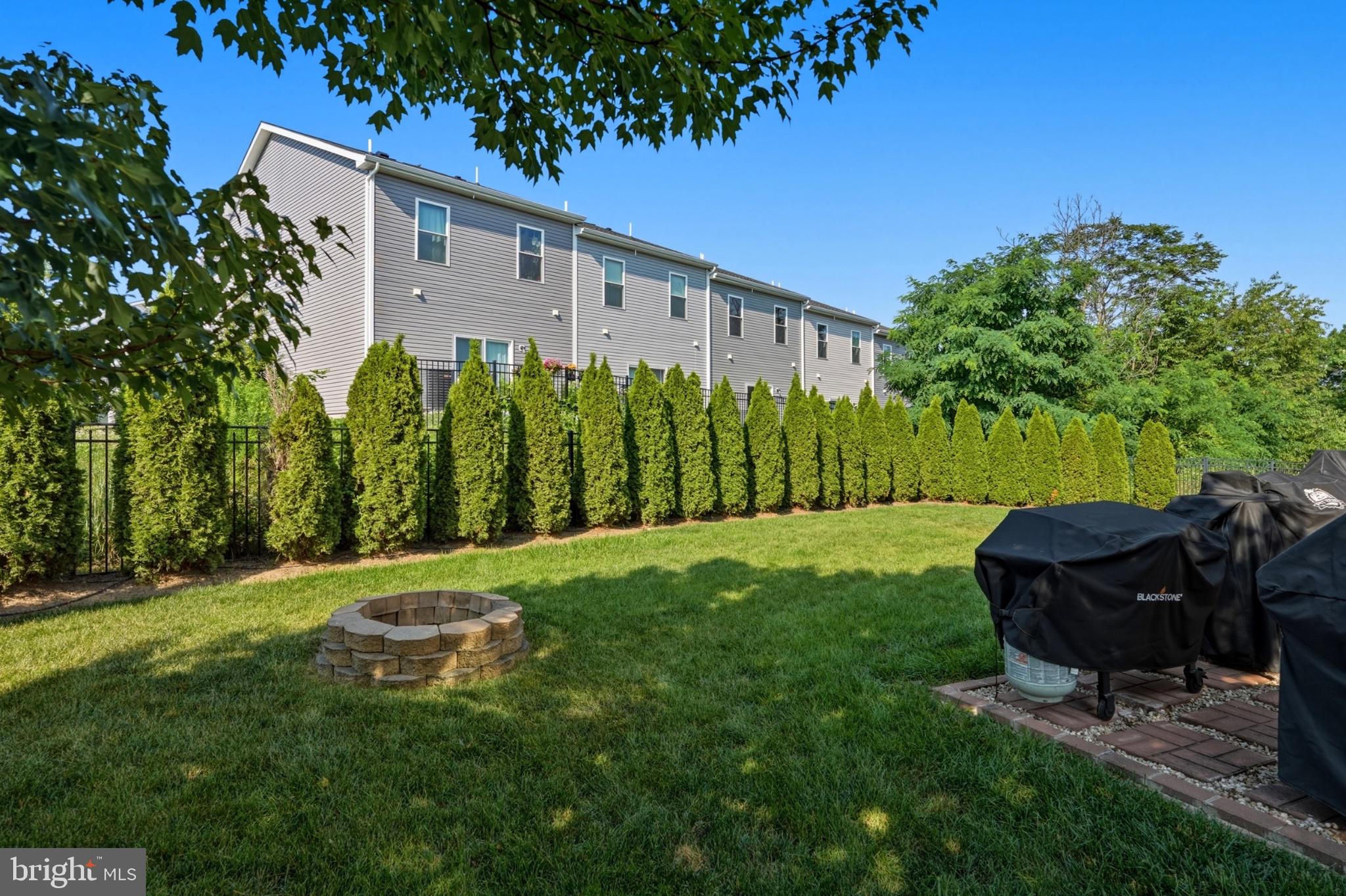 POTOMAC STATION - Residential