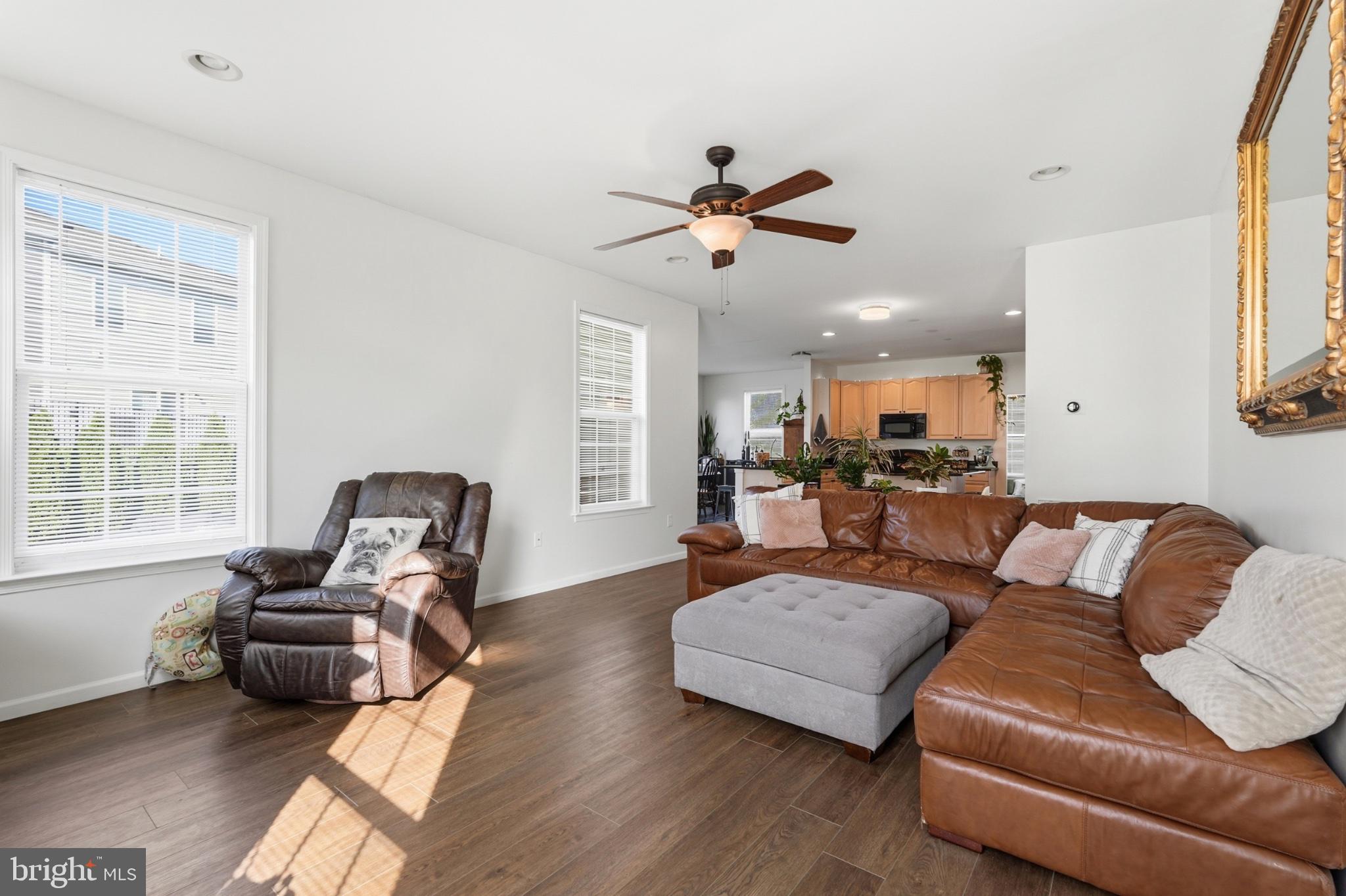 POTOMAC STATION - Residential