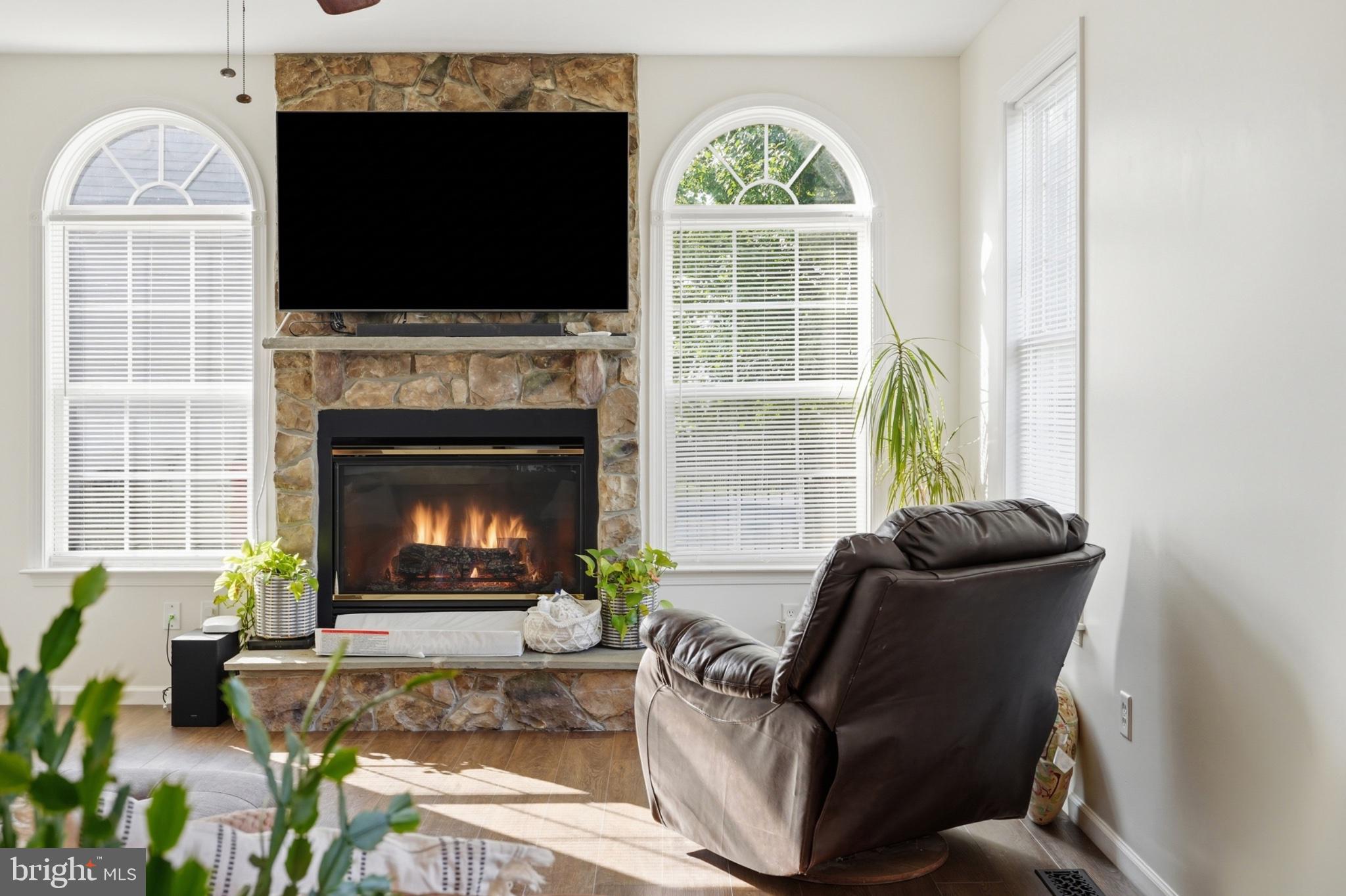 POTOMAC STATION - Residential