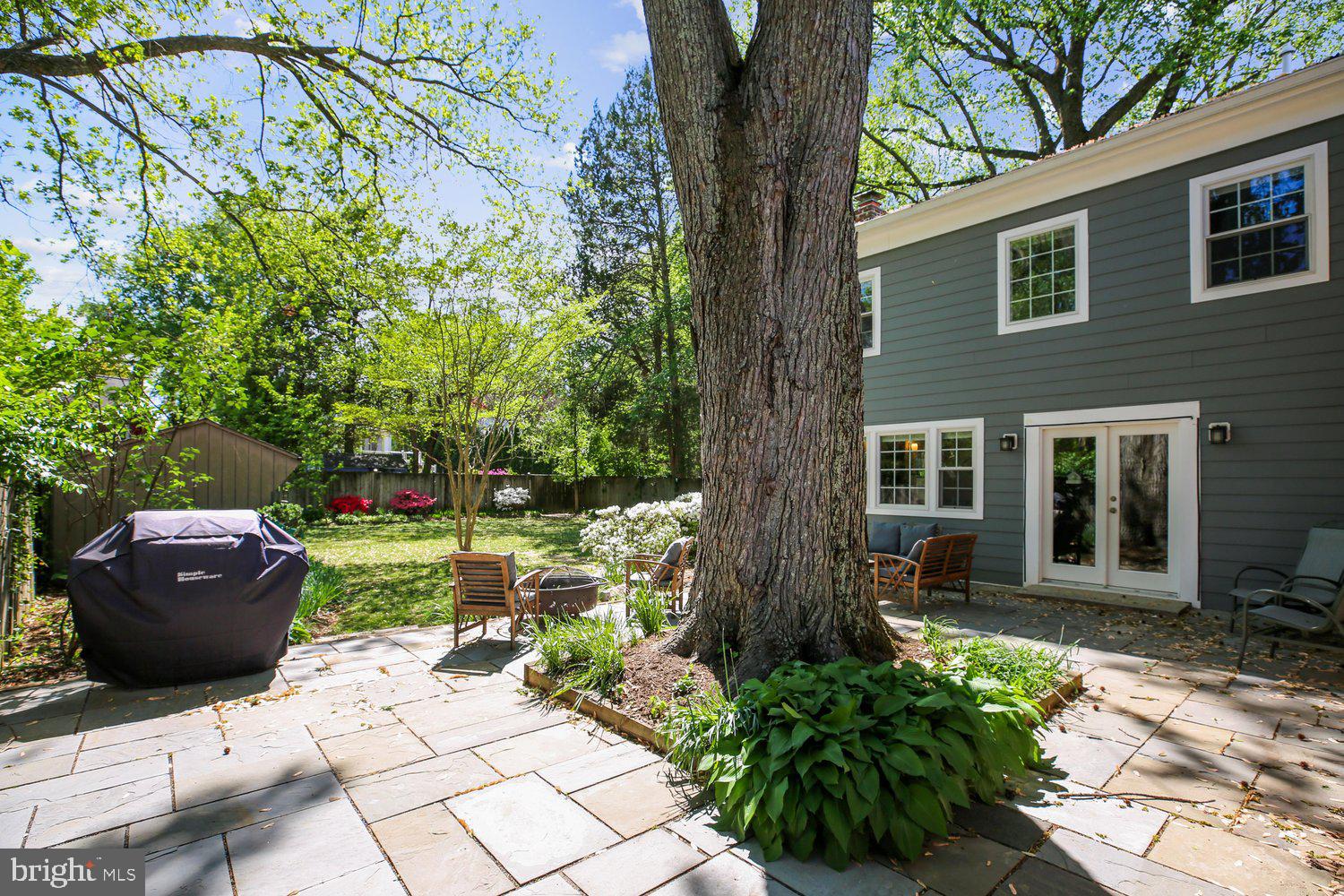 FOREST ESTATES - Residential Lease
