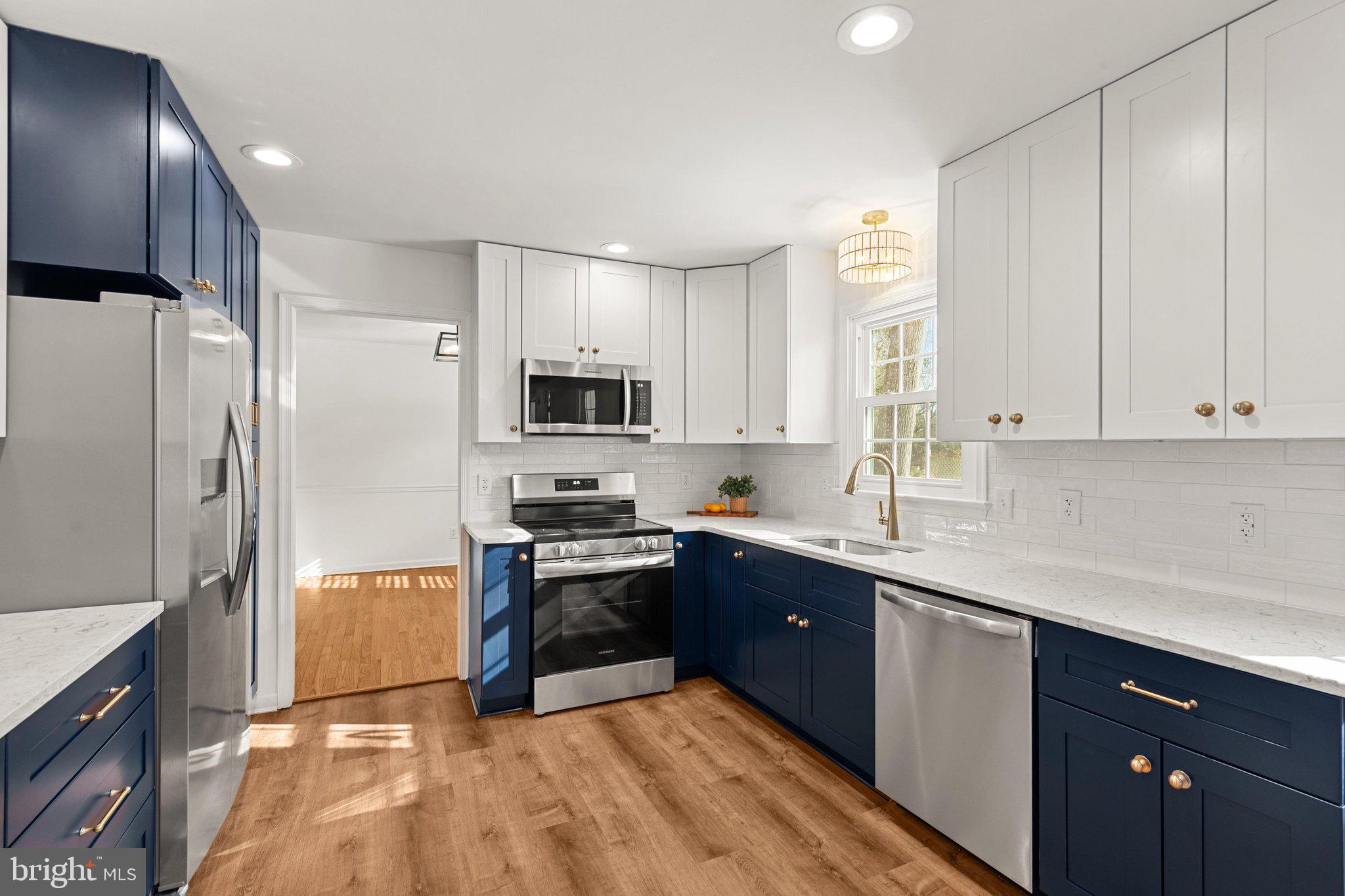 COLONY SOUTH - Residential