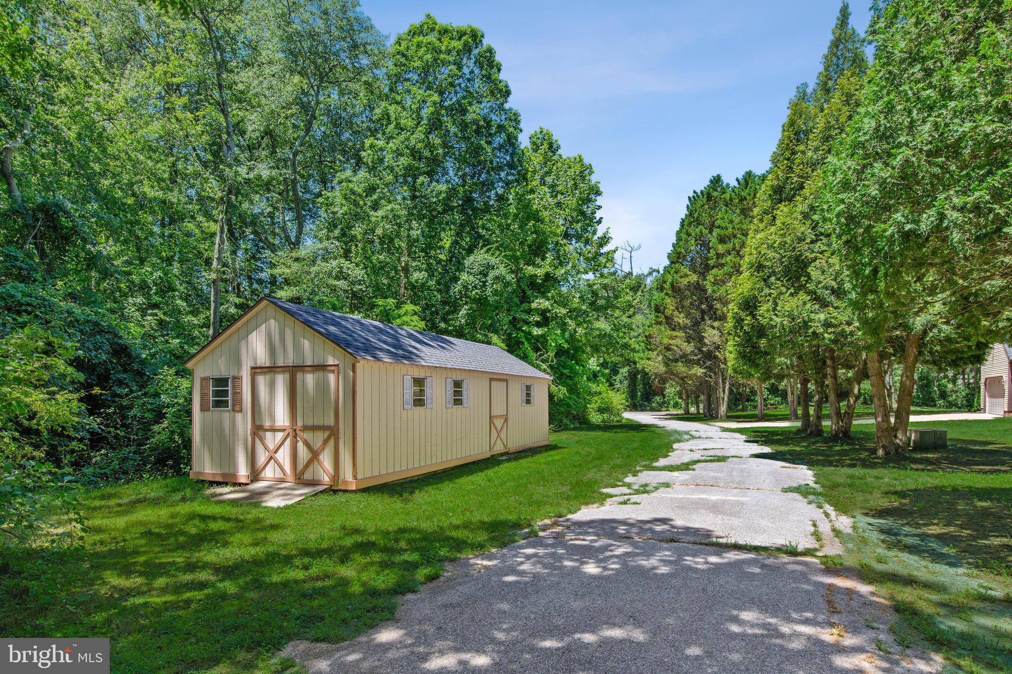 COLONY SOUTH - Residential