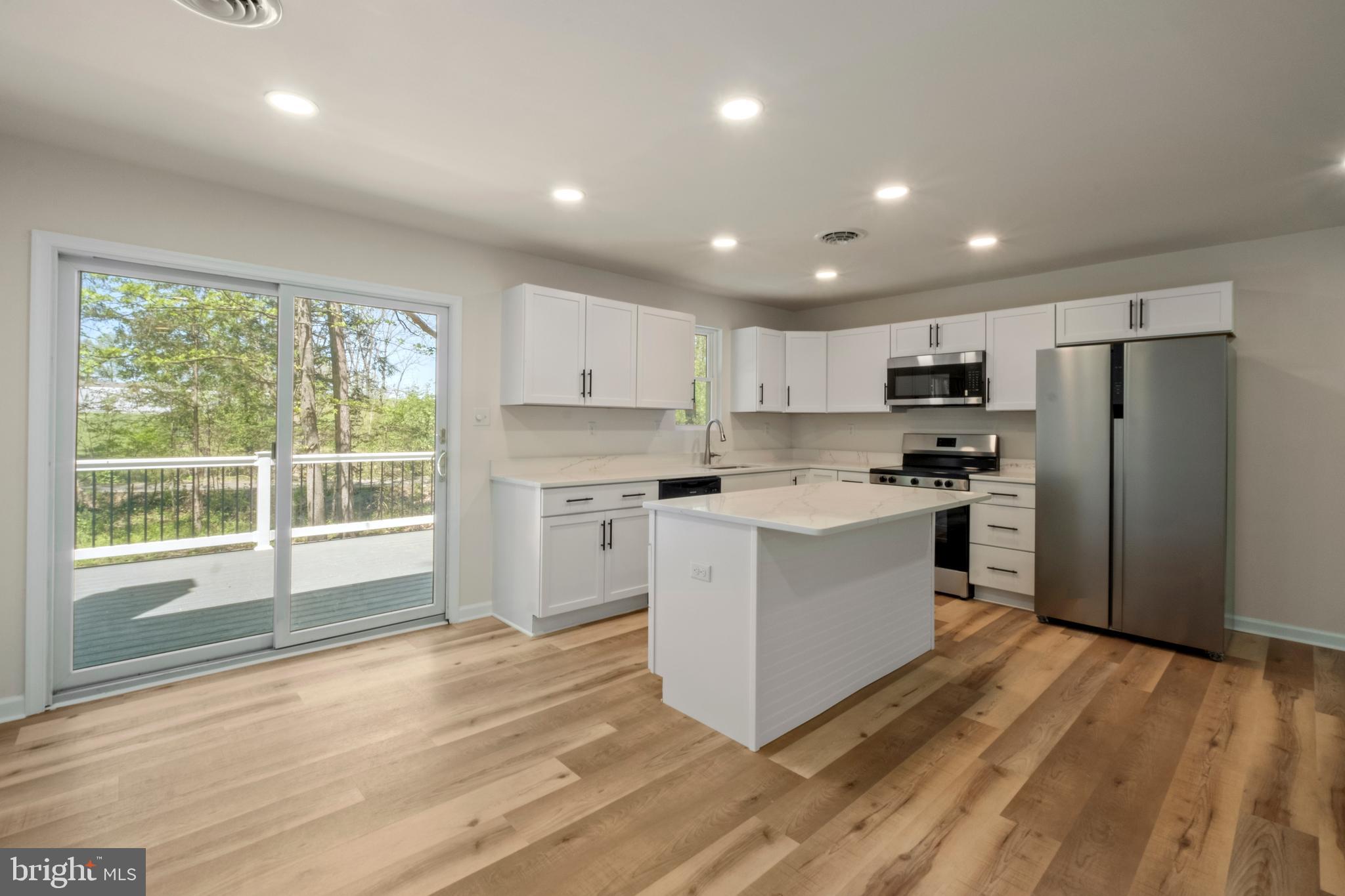 WOODBRIER MANOR - Residential