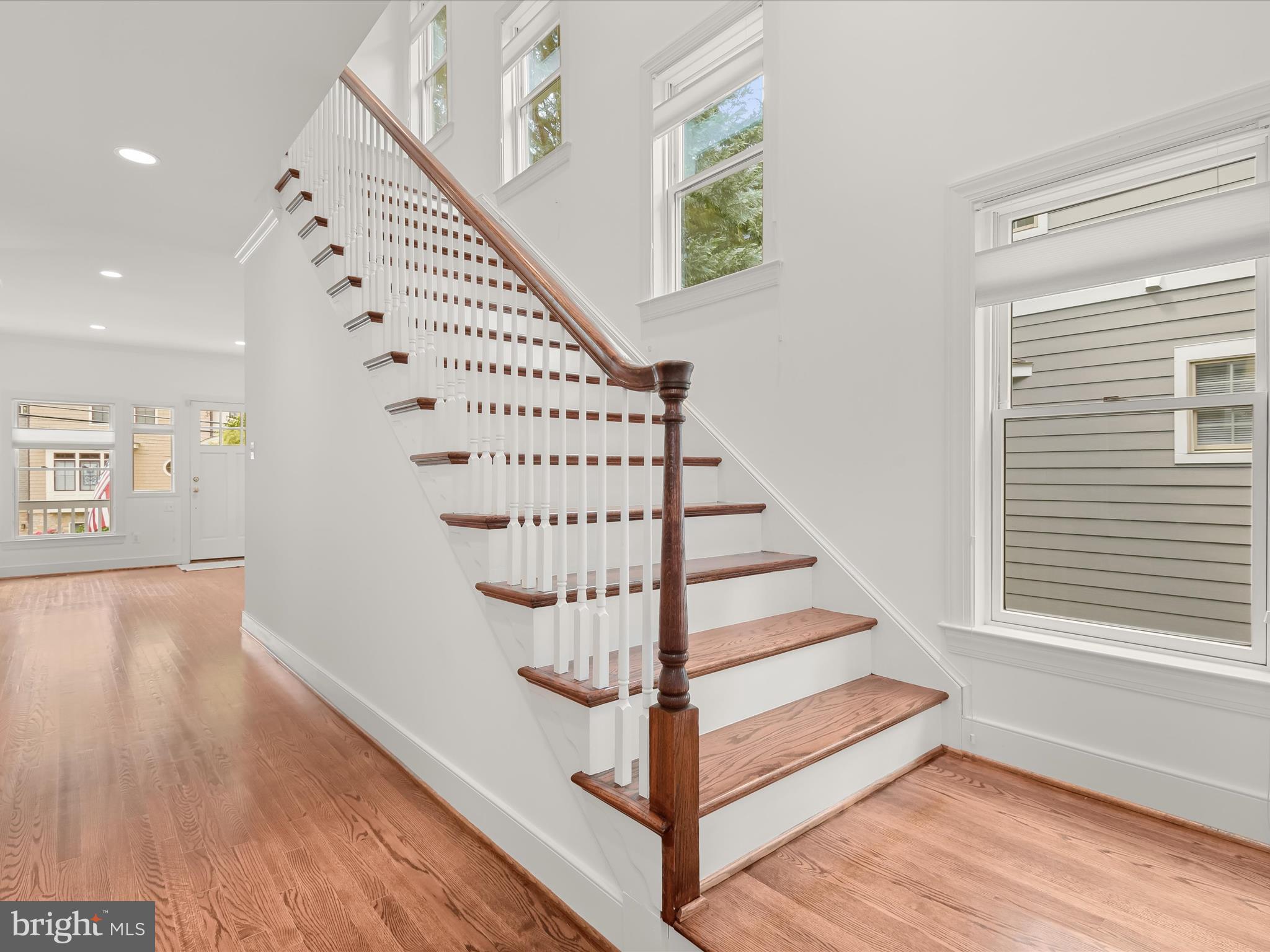 WOODMONT - Residential