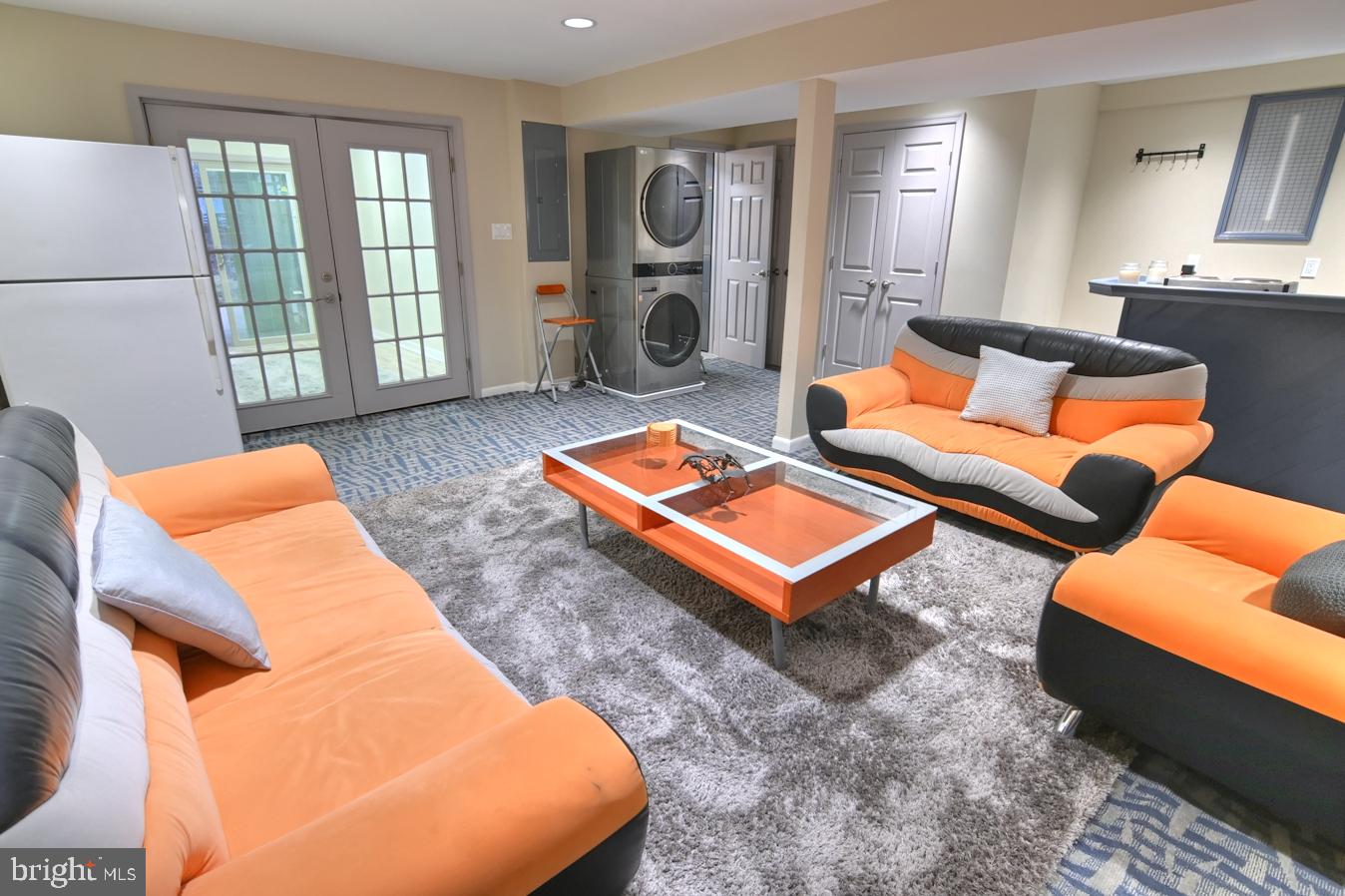 PLEASANT VALLEY - Residential Lease