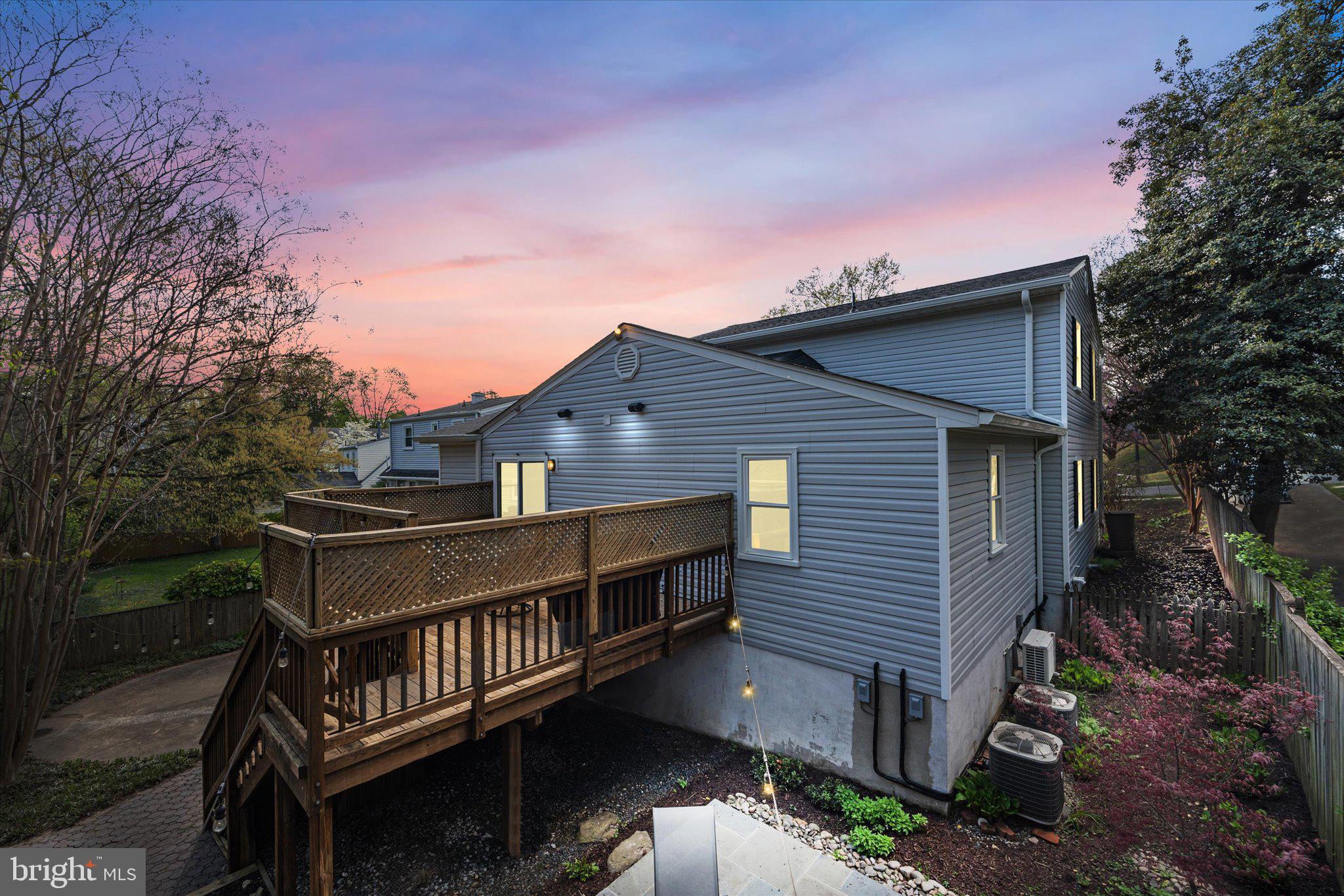 WILLET HEIGHTS - Residential