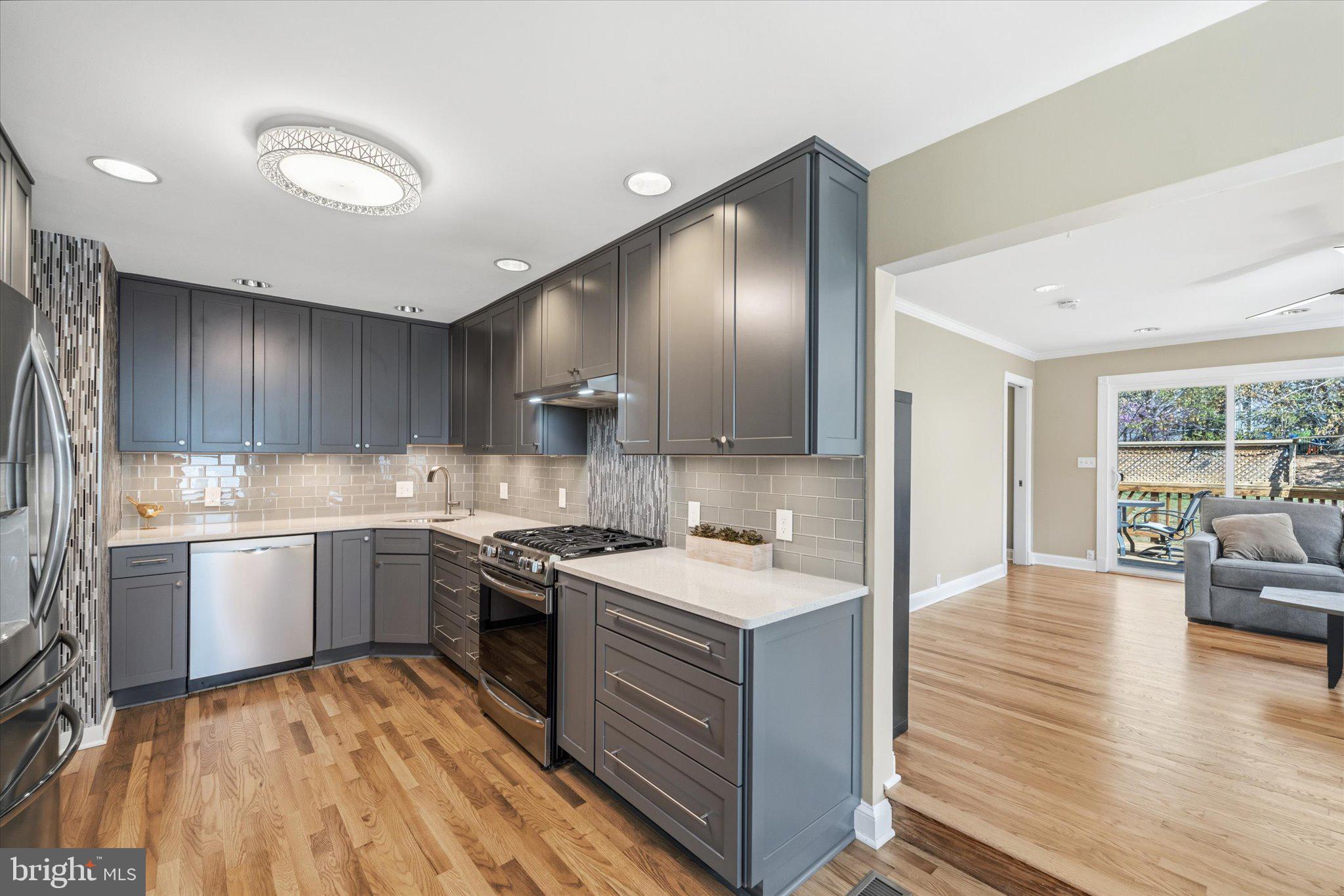WILLET HEIGHTS - Residential