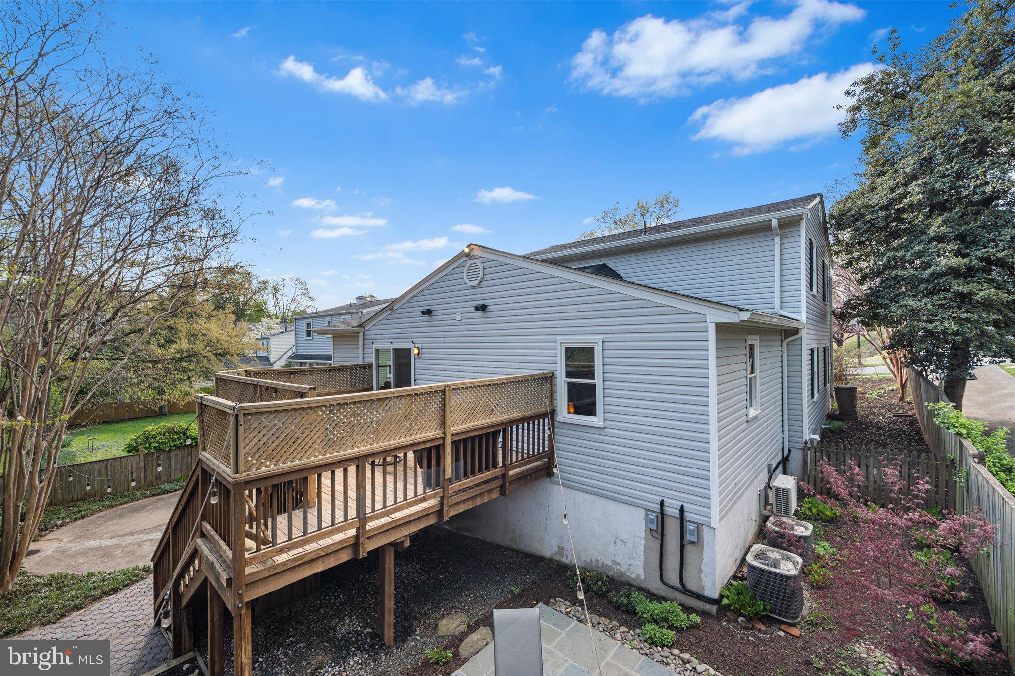 WILLET HEIGHTS - Residential