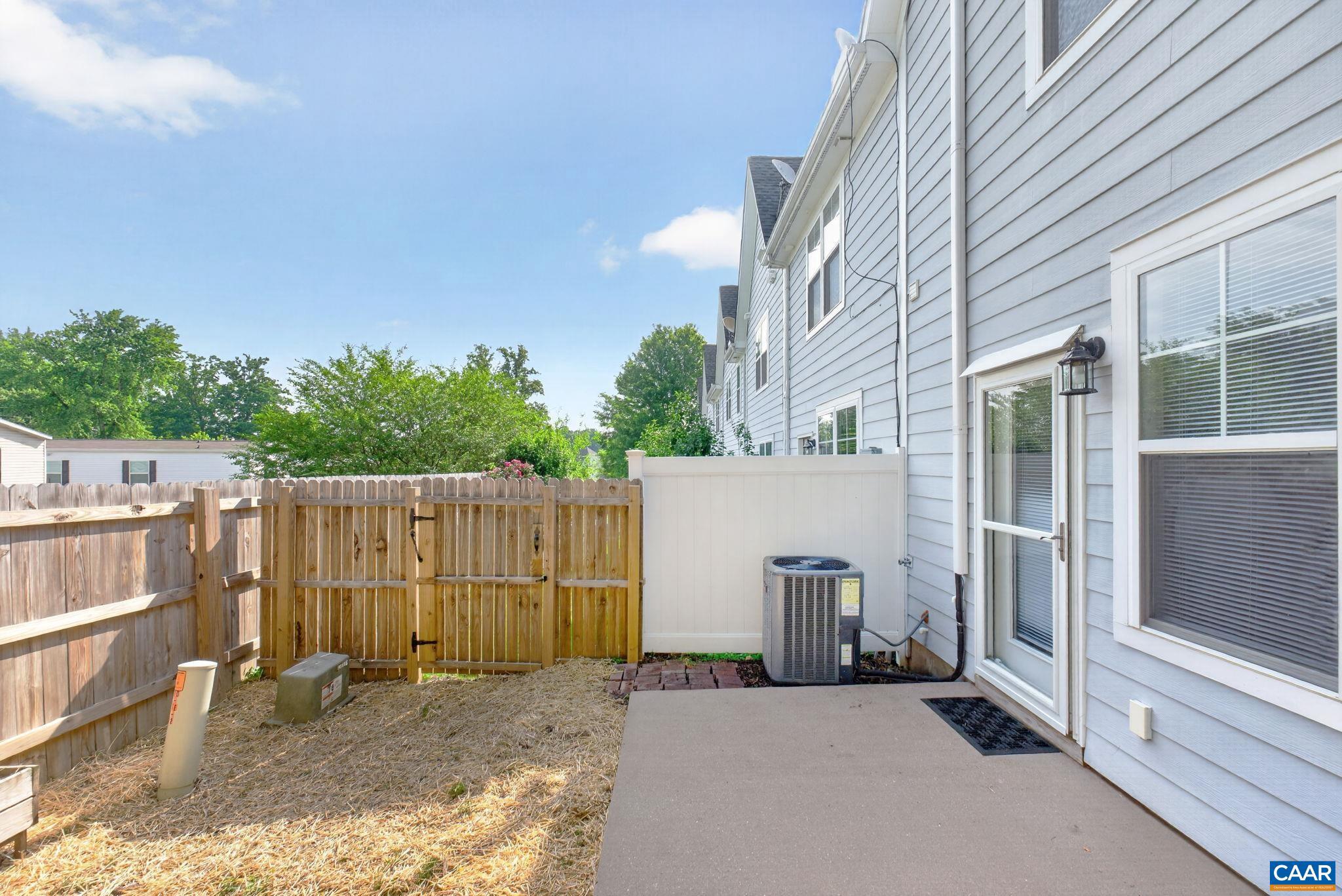 WESTHALL - Residential