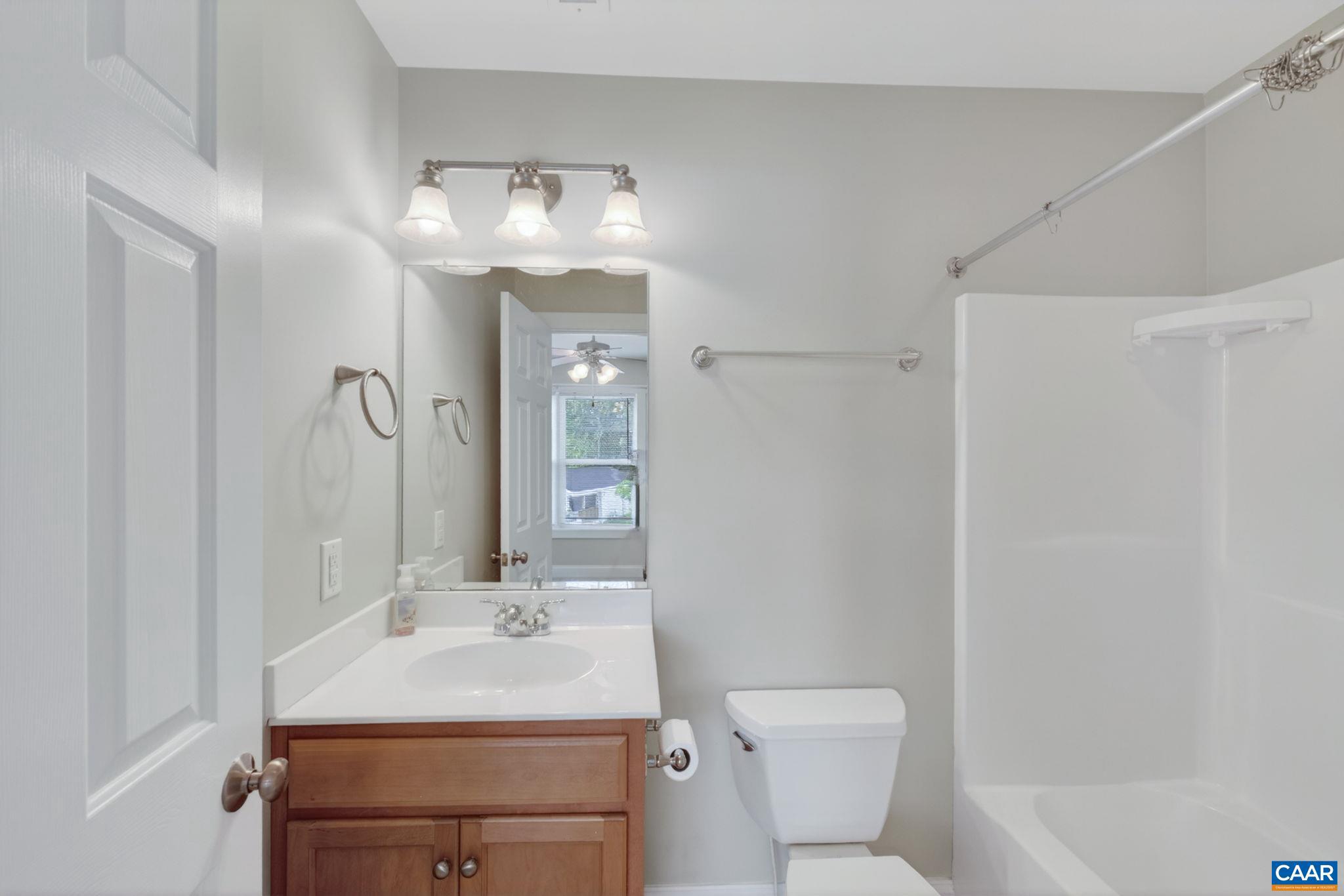WESTHALL - Residential