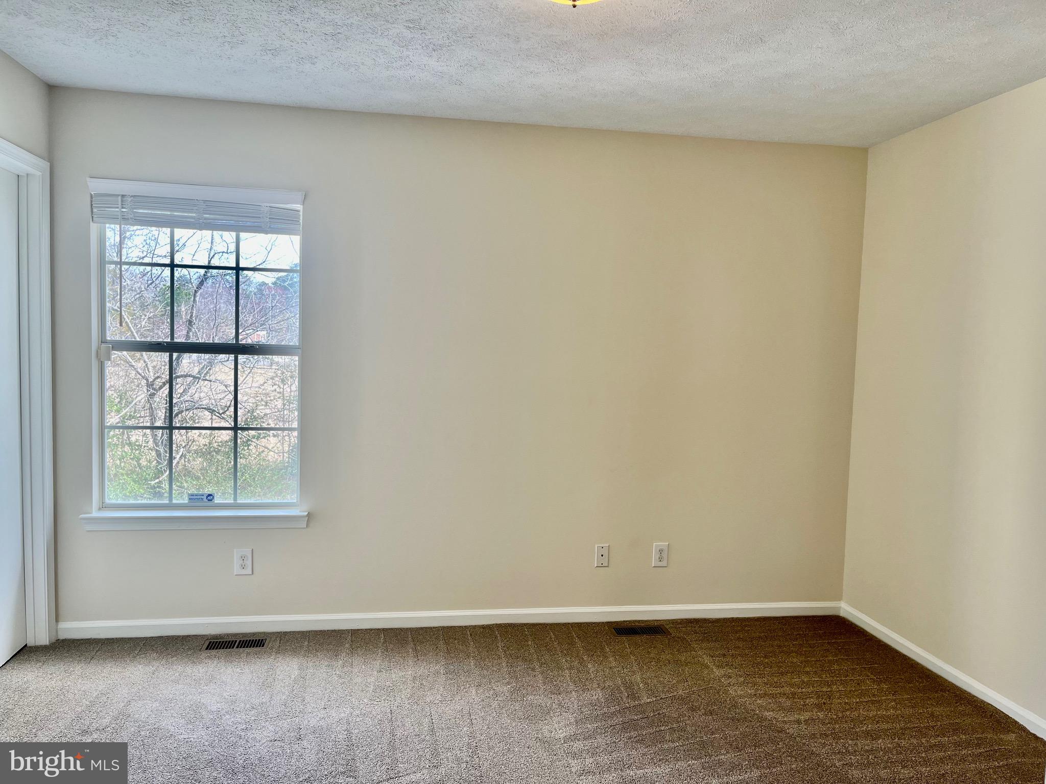 MALLARD'S LANDING - Residential Lease