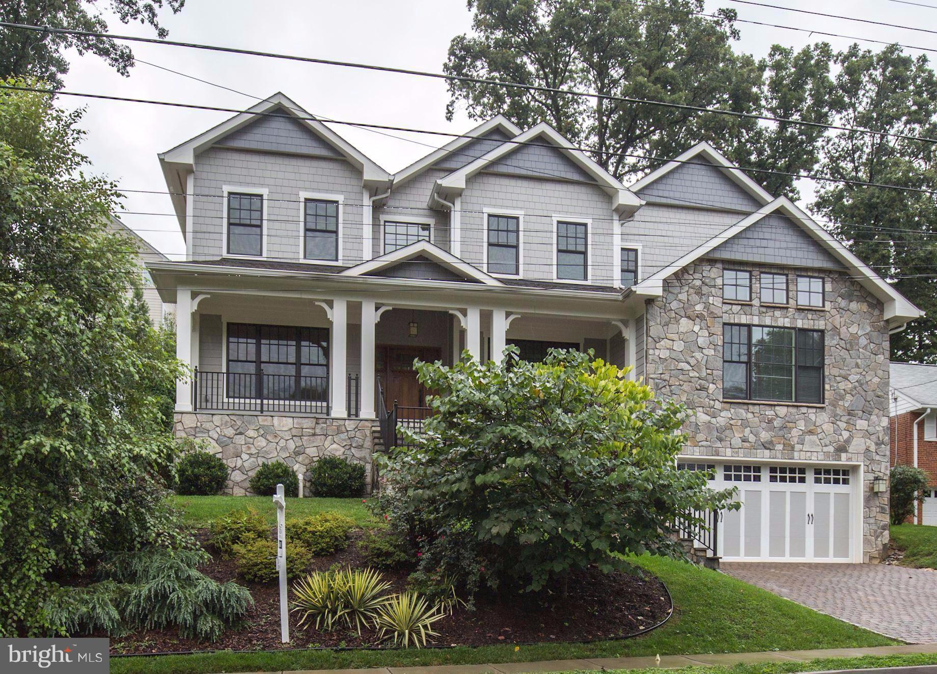 COUNTRY CLUB HILLS - Residential