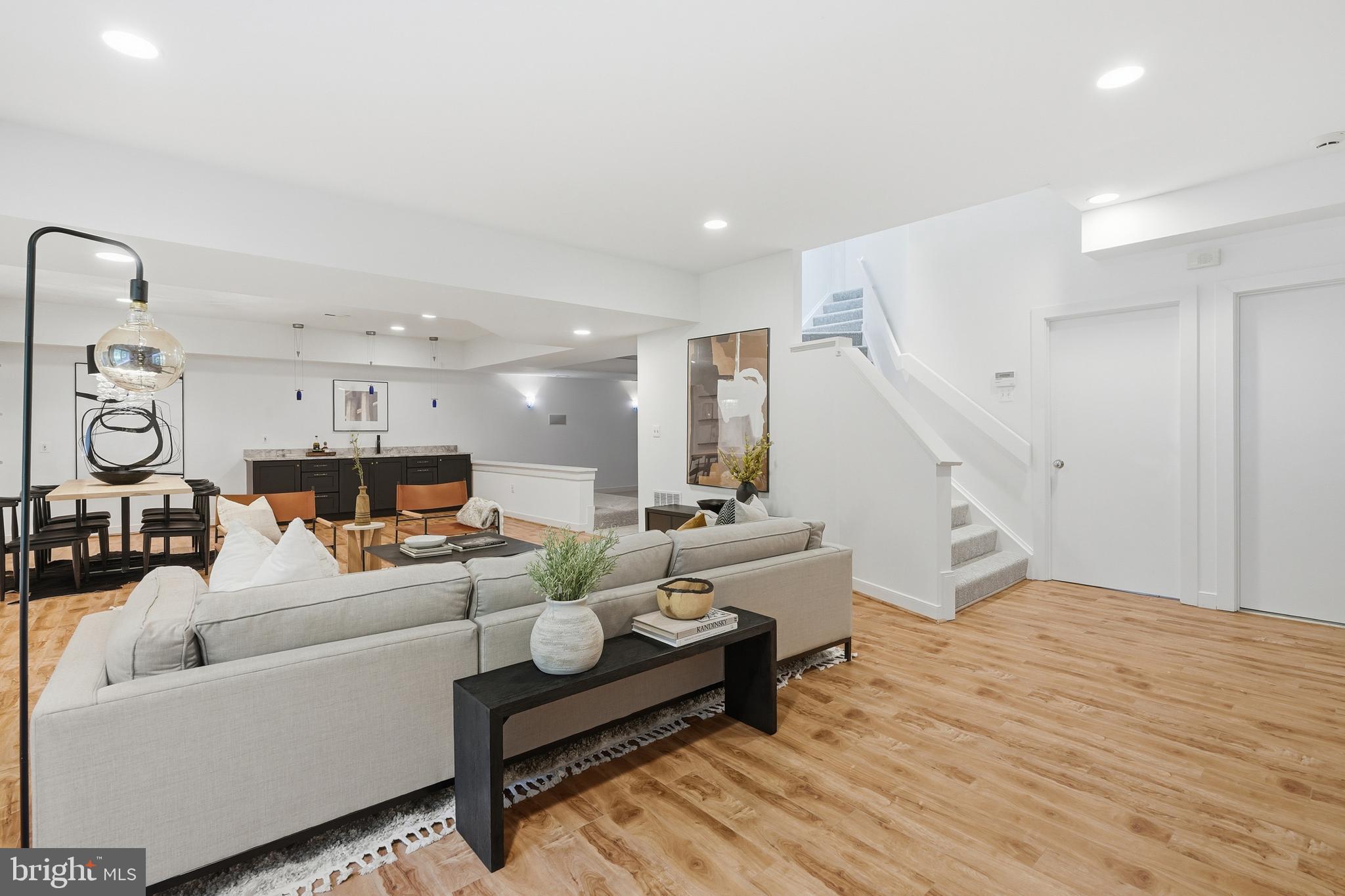 COLVIN RUN - Residential