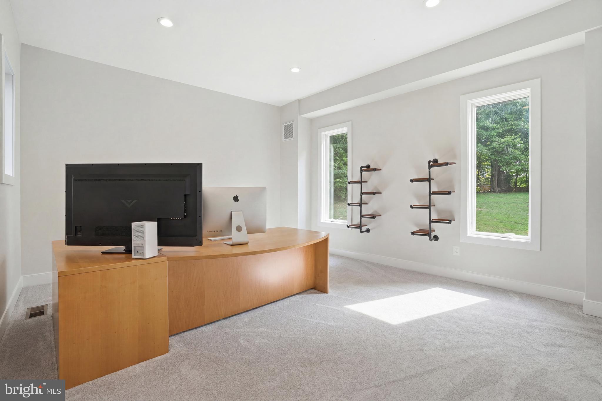 COLVIN RUN - Residential