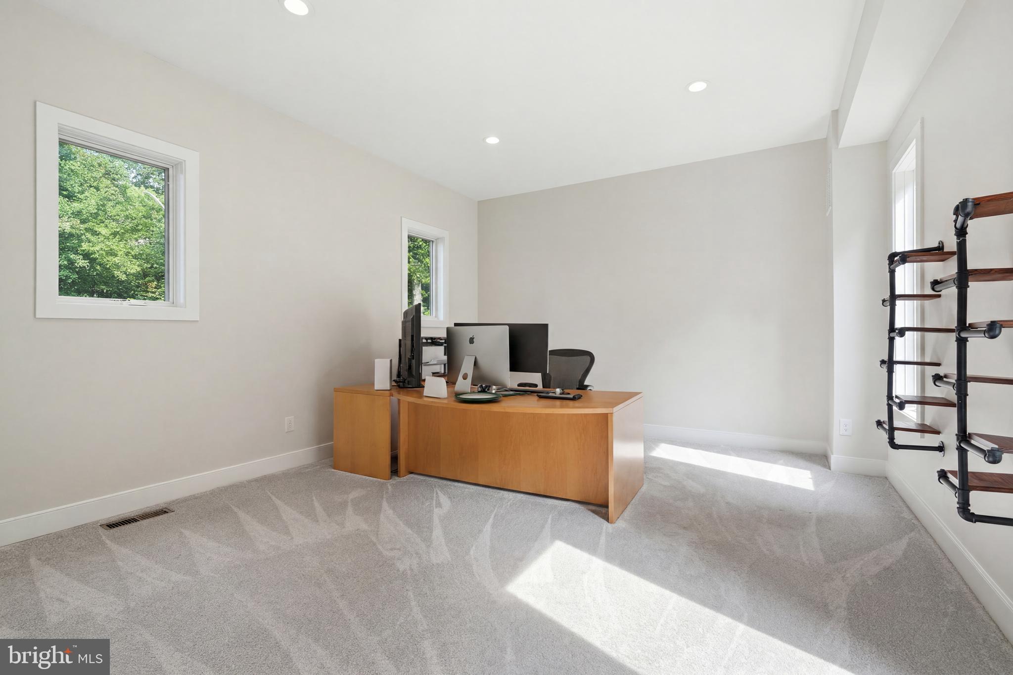COLVIN RUN - Residential
