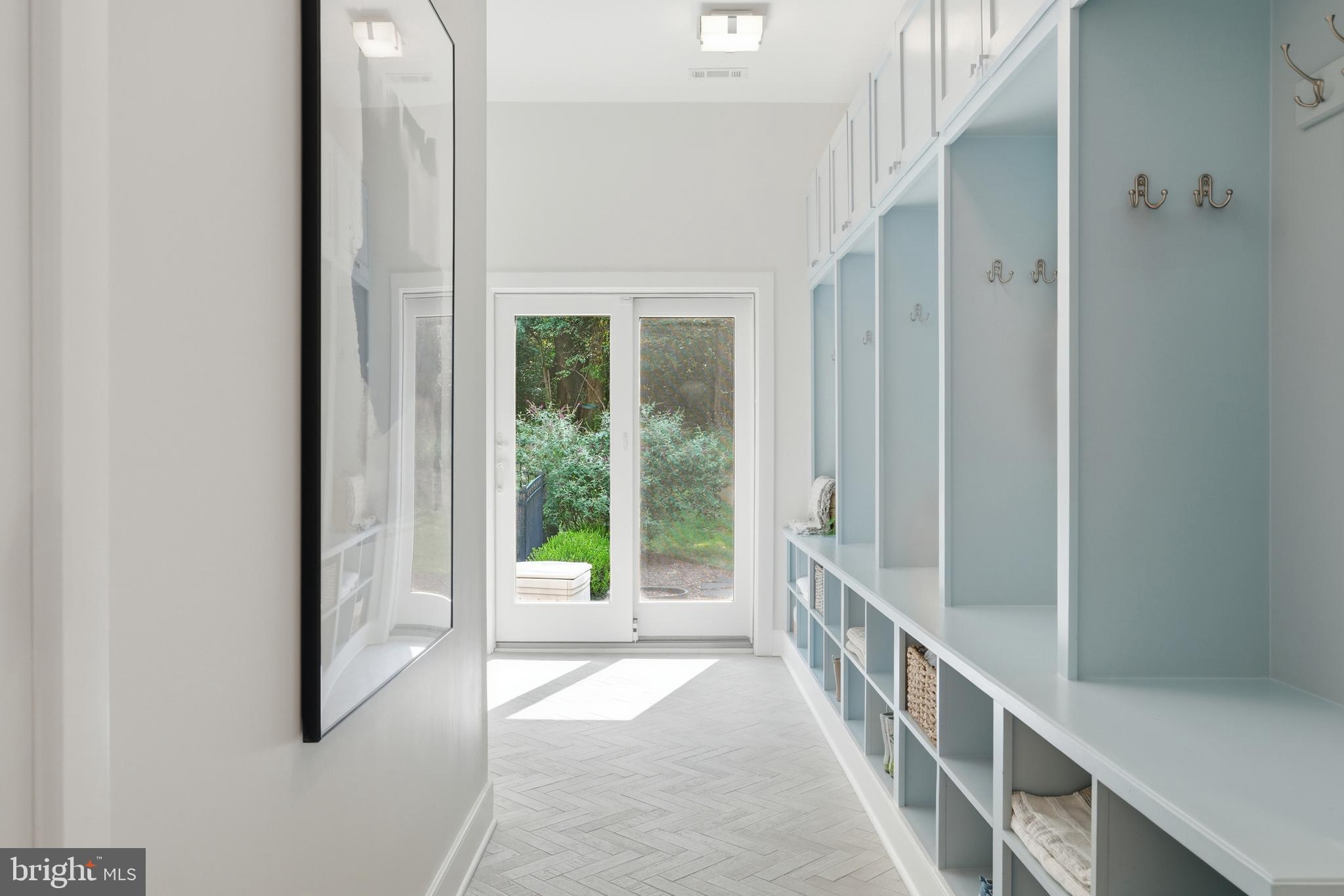 COLVIN RUN - Residential